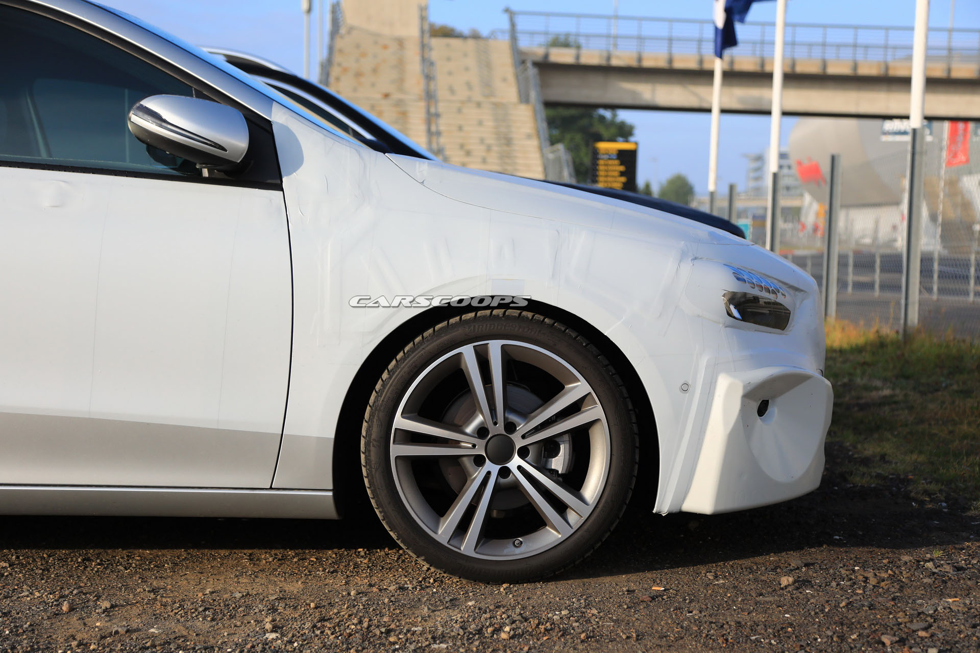 Mercedes_B-Class_11 2019 Mercedes B-Class Minivan Gets In Line With Latest A-Class