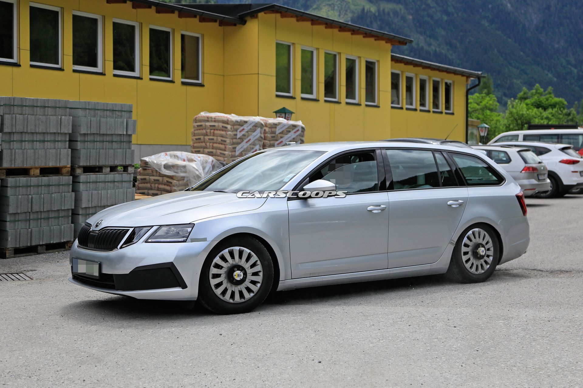 2020-skoda-octavia-new-info-4 Skoda Exec Says 2020 Octavia Will Be A “State-Of-The-Art” Hatchback