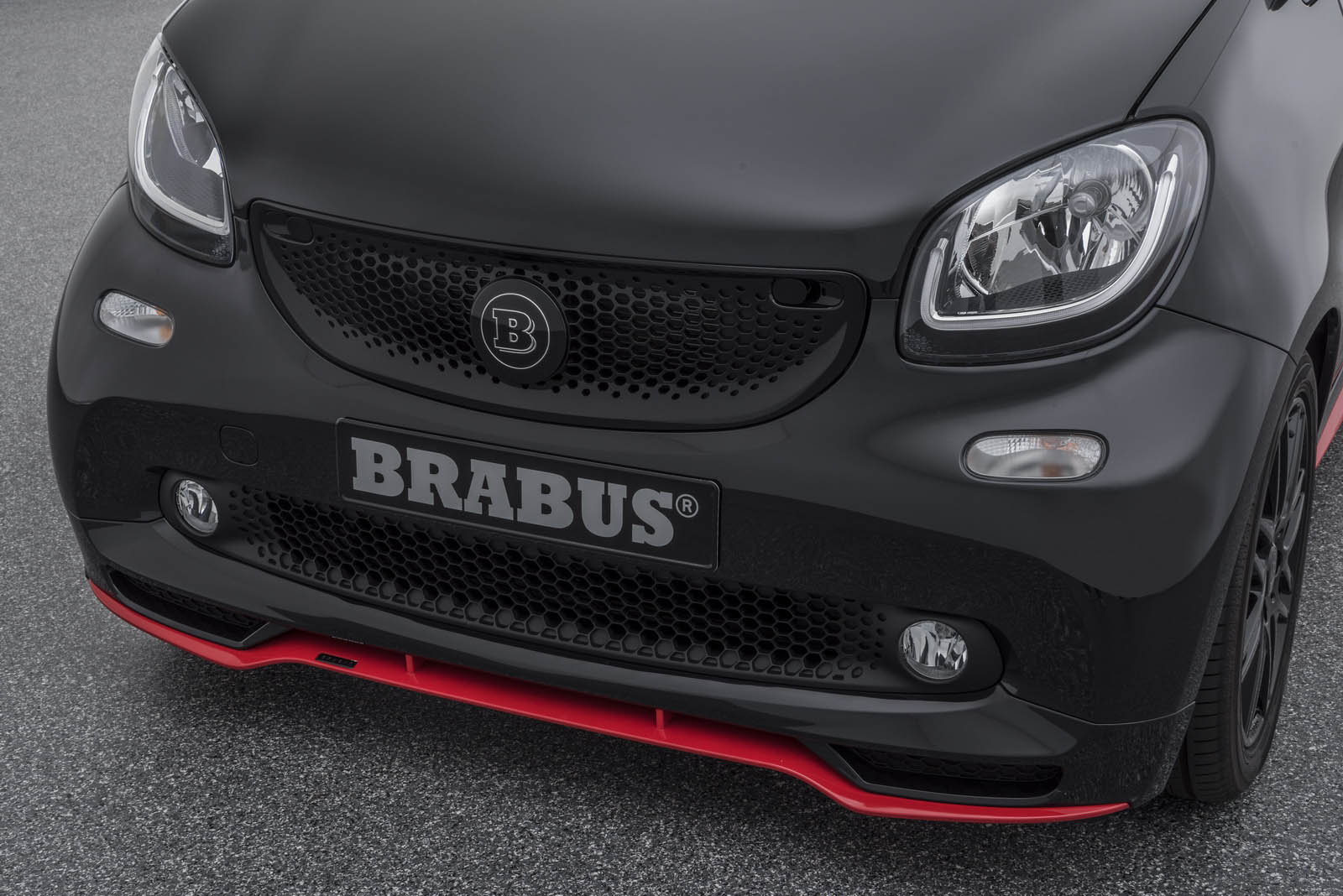 BRABUS-125R-b18aa0218 Brabus 125R Is The Mighty Mouse Of Smart Fortwo Cabrios With Almost Double The Power