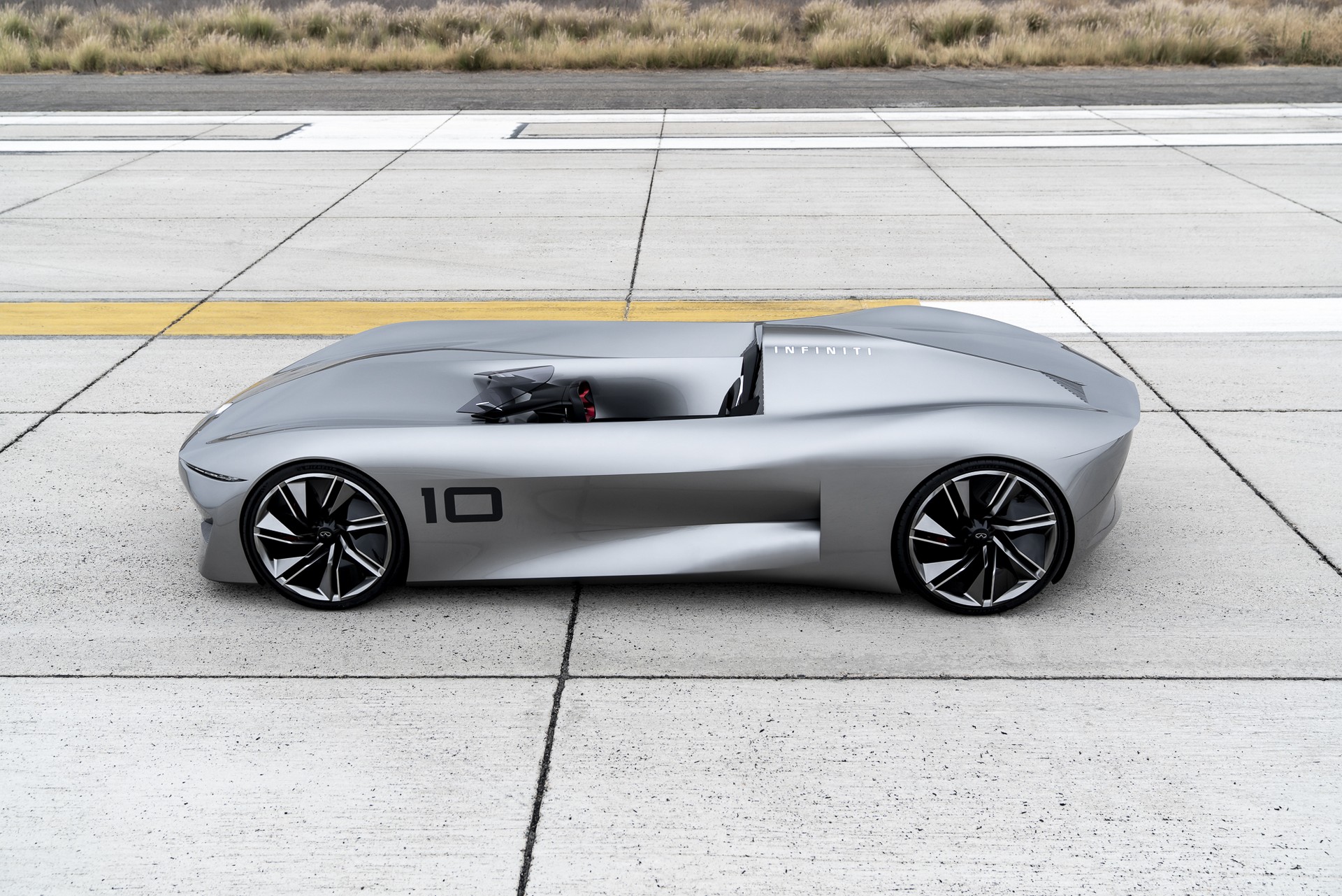 Infiniti Prototype 10-70 Infiniti’s Prototype 10 Is A Futuristic Speedster Inspired By Electrified Performance