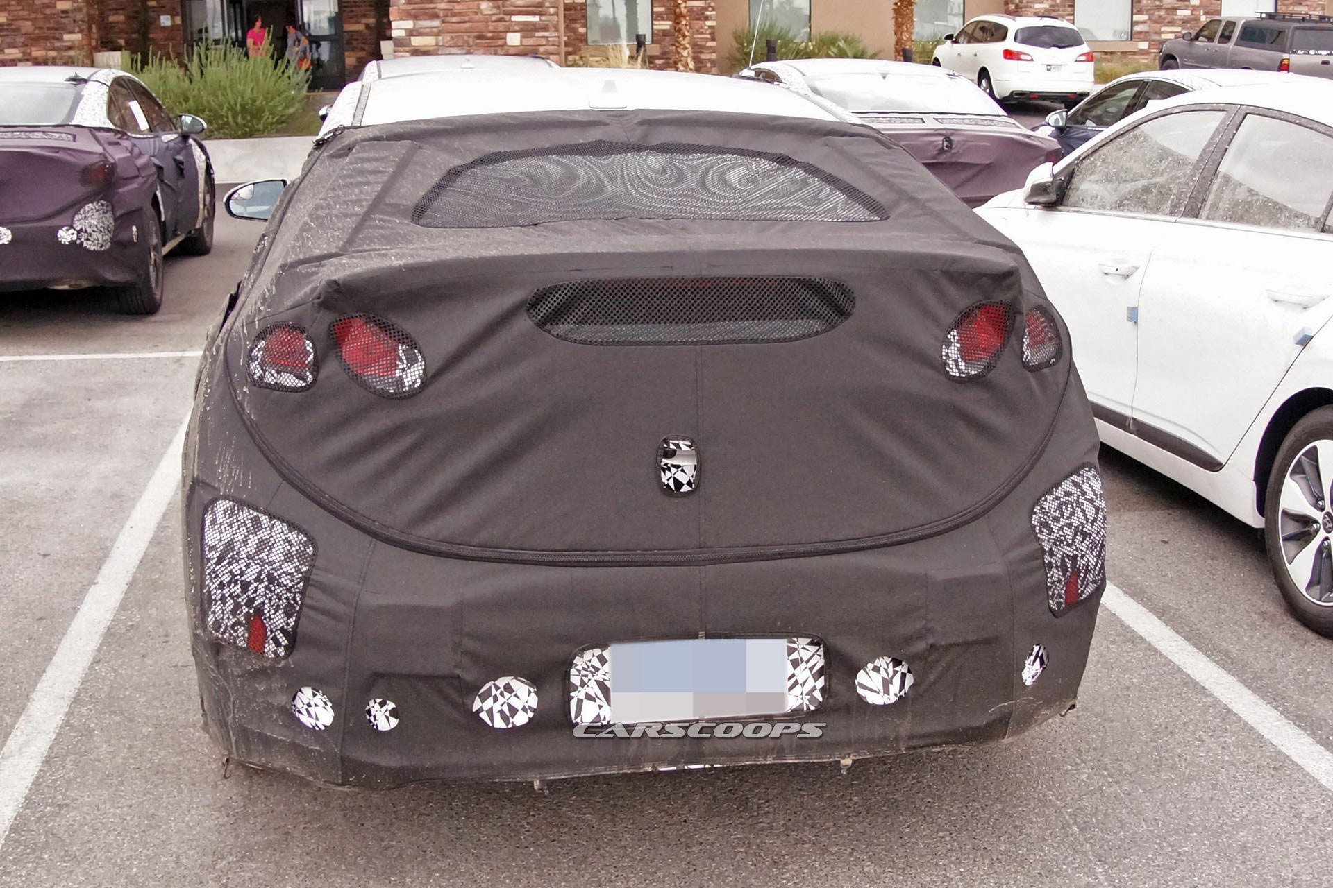 Hyundai Ioniq Facelift Spy-9 2020 Hyundai Ioniq Facelift Spied With A New Grille