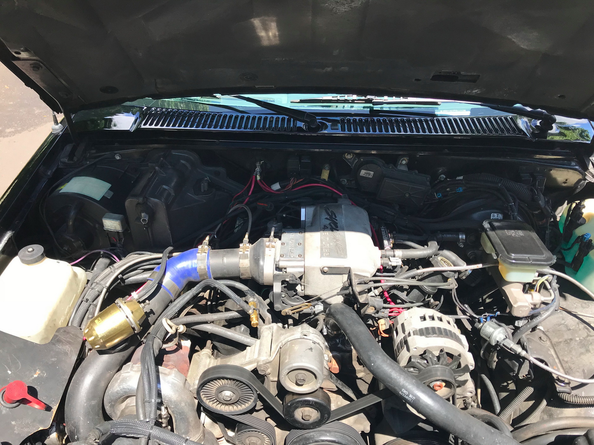 1993-gmc-typhoon-bat-auction-58 GMC Typhoon Turbo AWD Is Your 1990s Sleeper SUV