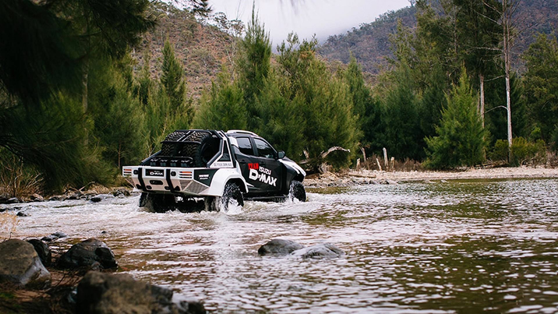 2018-isuzu-concept-x-d-max-mu-x-21 There’s No Slope Too Steep For Isuzu’s New Concept X Duo