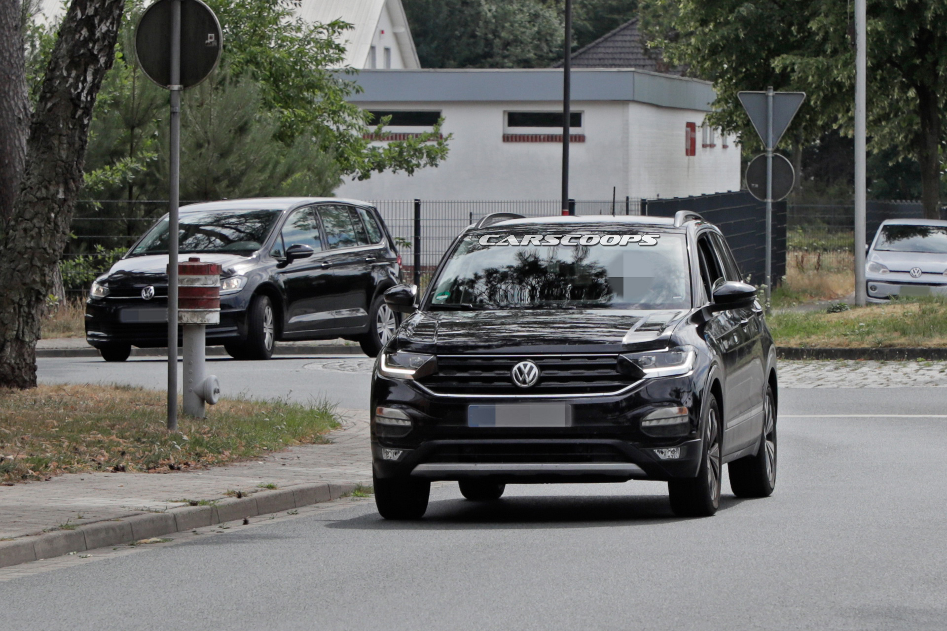 2019_VW_TCross_Scoop_01 2019 VW T-Cross Small SUV Reveals More Of Its Design In Latest Spy Shots