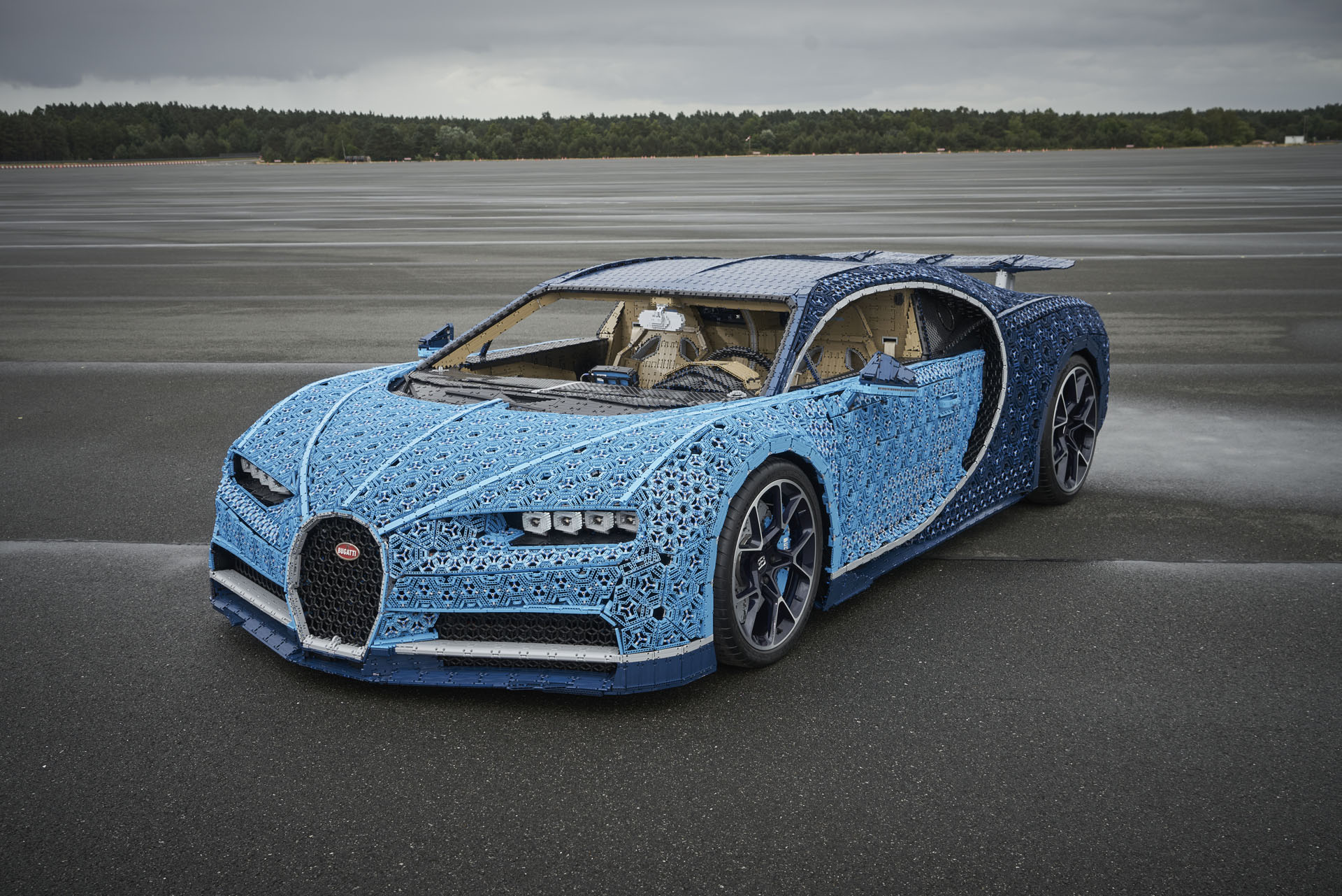 lego-bugatti-chiron-33 Lego Built A Life-Size Bugatti Chiron That You Can Actually Drive