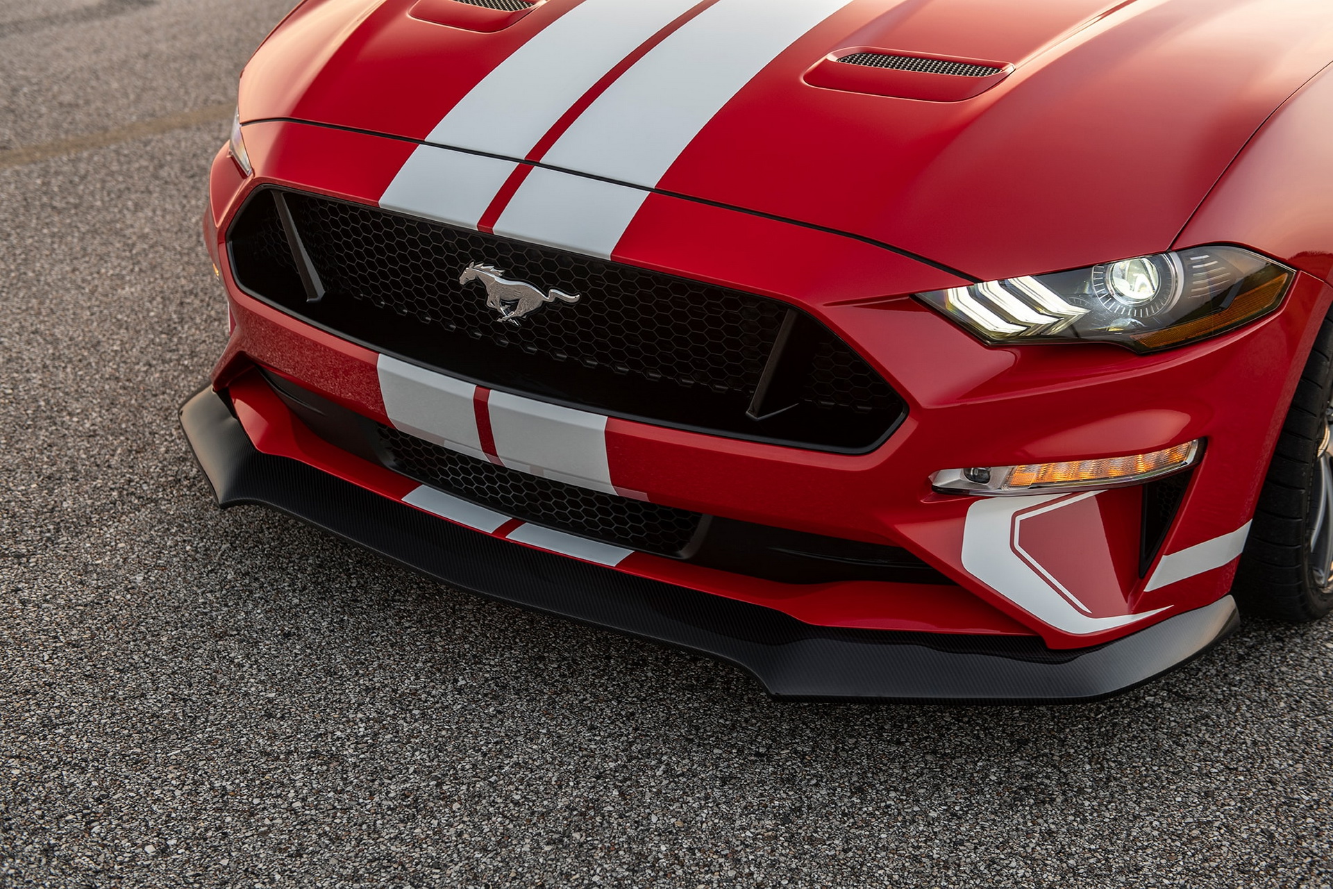 2018-ford-mustang-tuning-hennessey-heritage-edition-19 Hennessey’s New 808HP Ford Mustang Heritage Edition Is Inspired By The GT