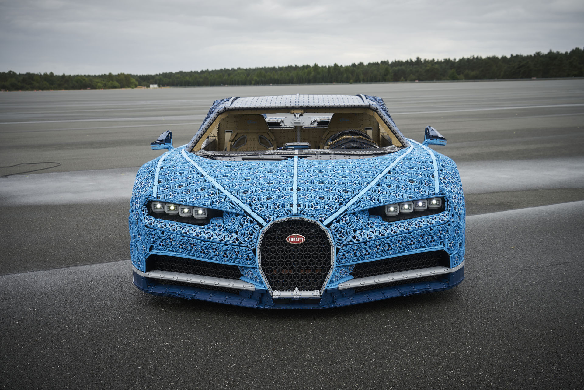 lego-bugatti-chiron-27 Lego Built A Life-Size Bugatti Chiron That You Can Actually Drive