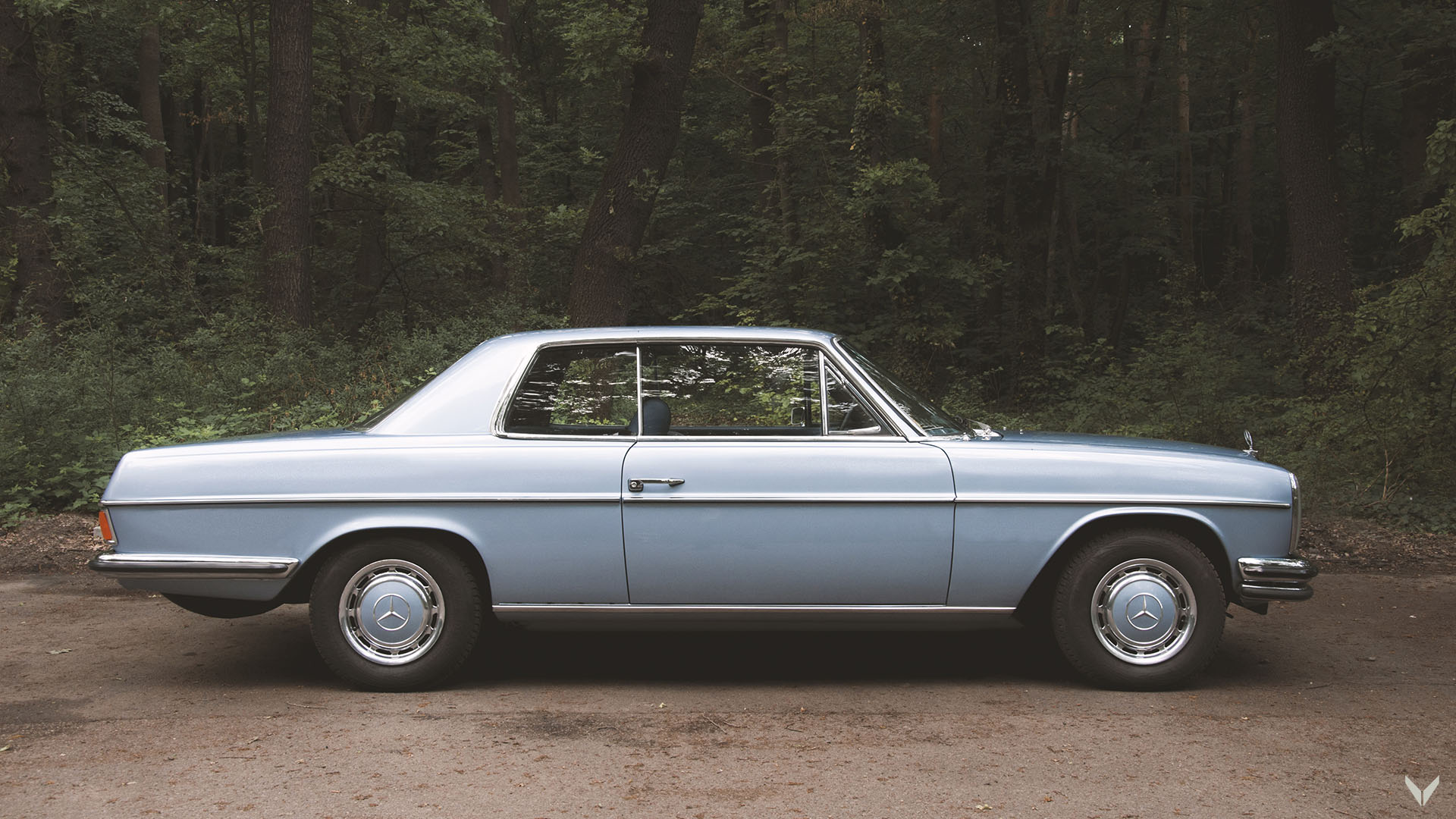 1970_mercedes_benz_250_ce_23 copy Vilner Restored A 1970 Mercedes 250 CE Using Pieces Of A Riva Boat