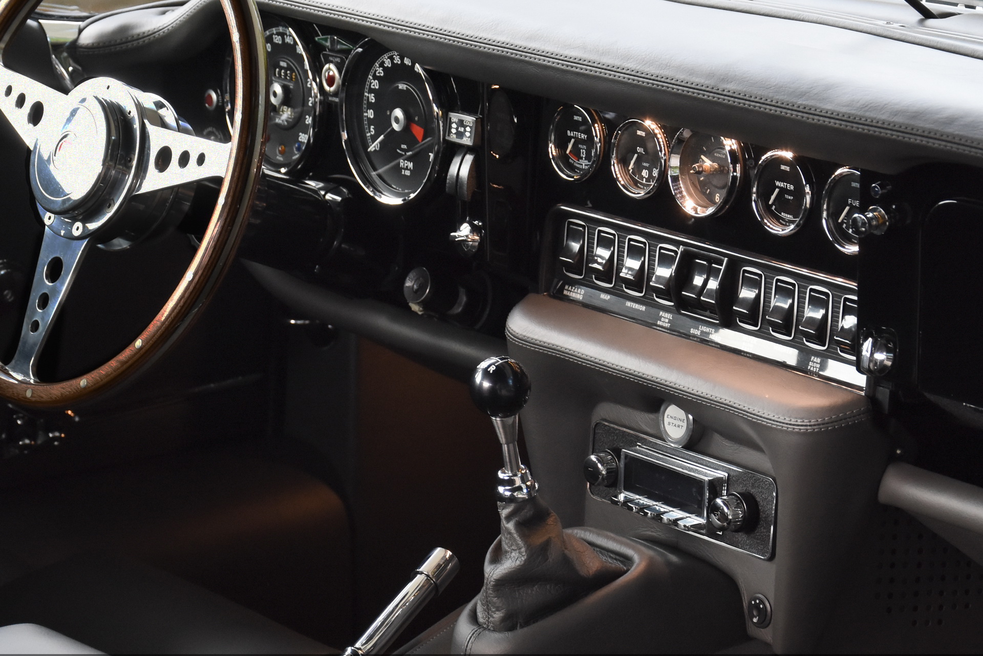 jaguar-e-type-restomod-15 Restomod Jaguar E-Type Combines Modern Practicality With Classic Styling