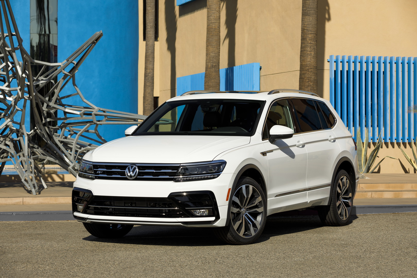 2018-vw-tiguan-r-line-1 2018 VW Tiguan And Touran Recalled Worldwide Over Possible Fire Risk