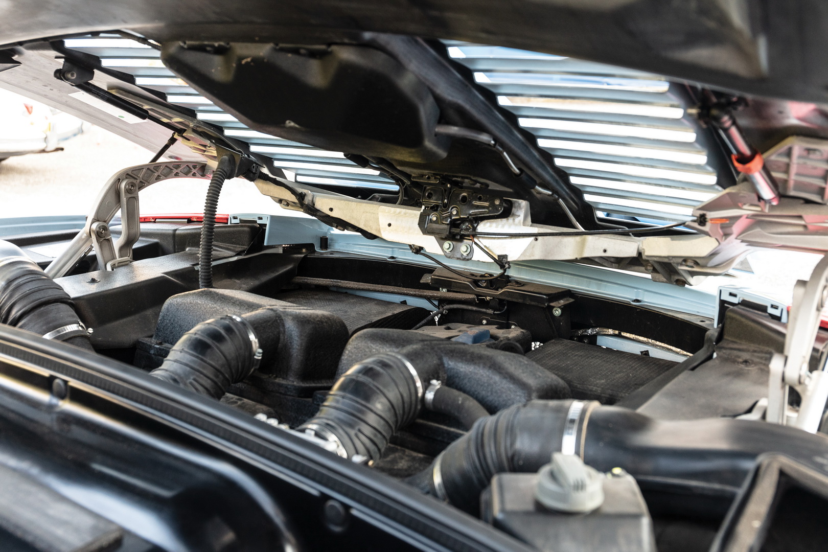 lamborghini-gallardo-spyder-rod-stewart-18 Do Ya Think Ex-Rod Stewart Lamborghini Gallardo Spyder Is Sexy? Then Bid On It