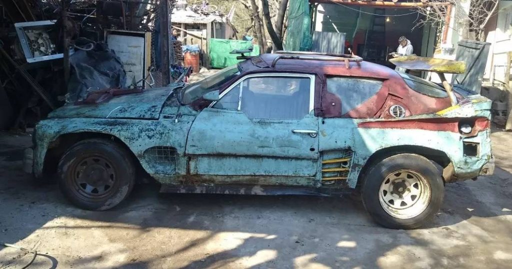  Argentina’s “Mad Max” Is Selling His Handmade Ride For $10,000