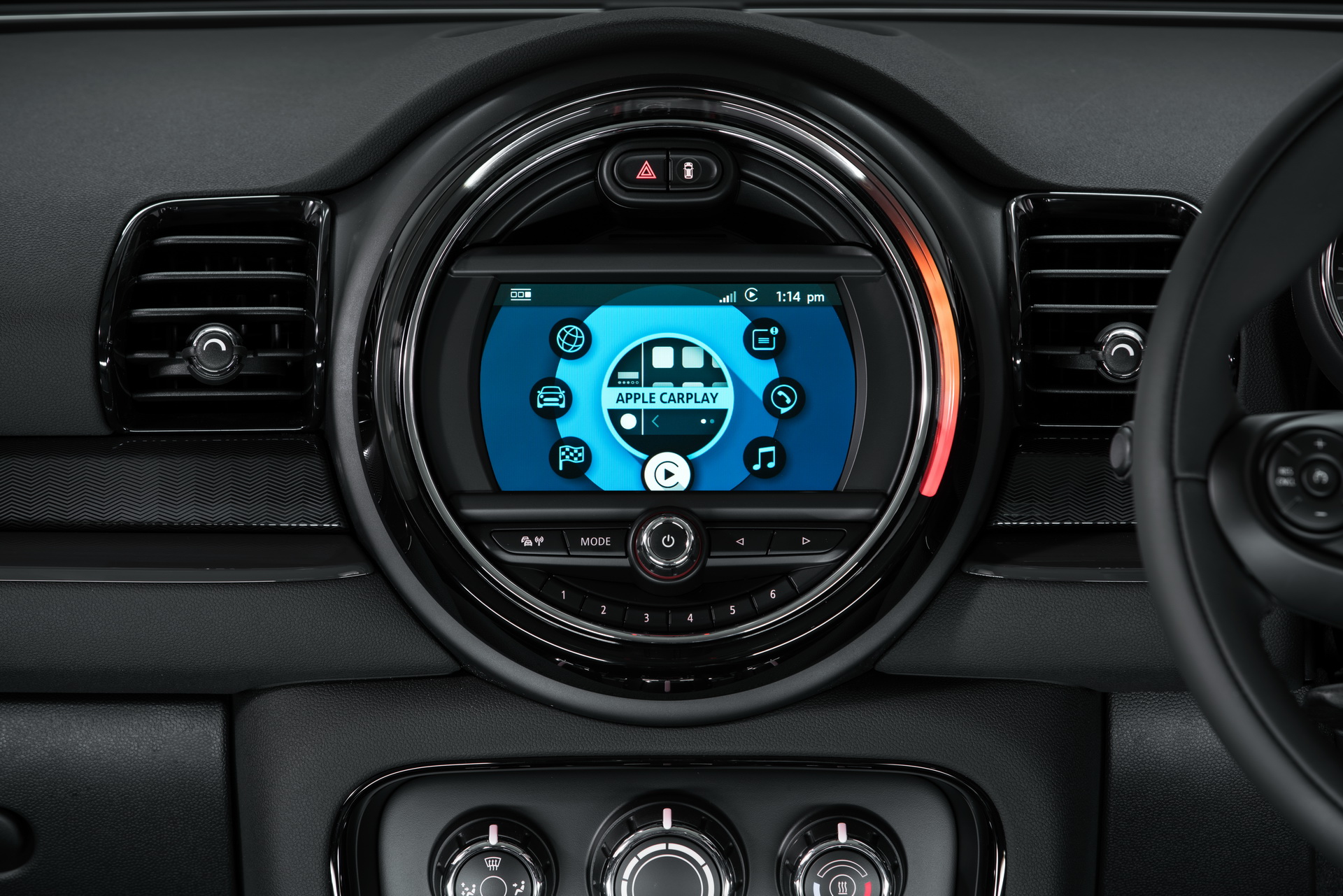 2018-mini-clubman-city-7 MINI Goes After Business And Fleet Buyers With More Affordable Clubman City