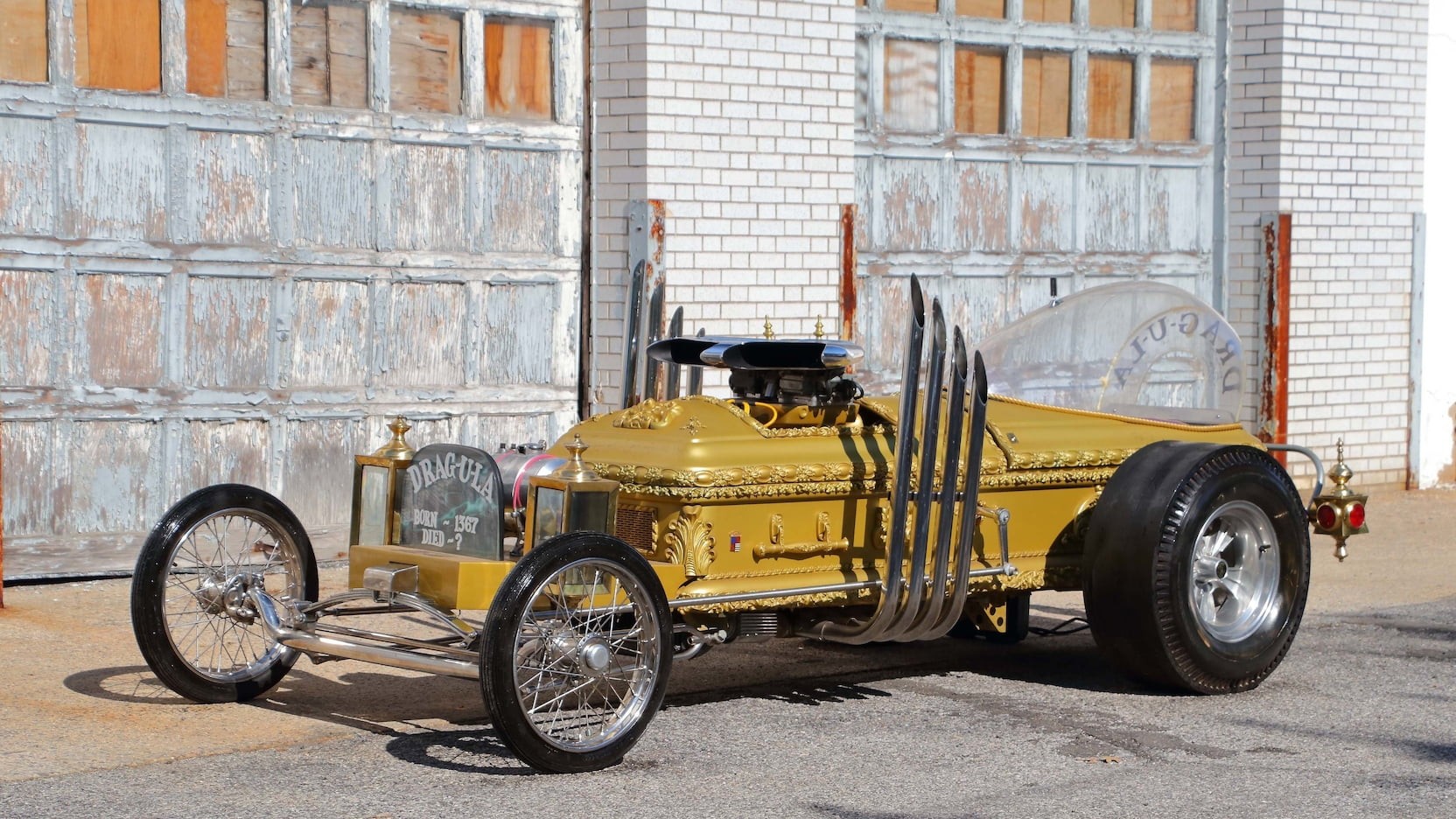 DRAG-U-LA-1 The Drag-U-La Dragster From The Munsters Is Looking For A New Home