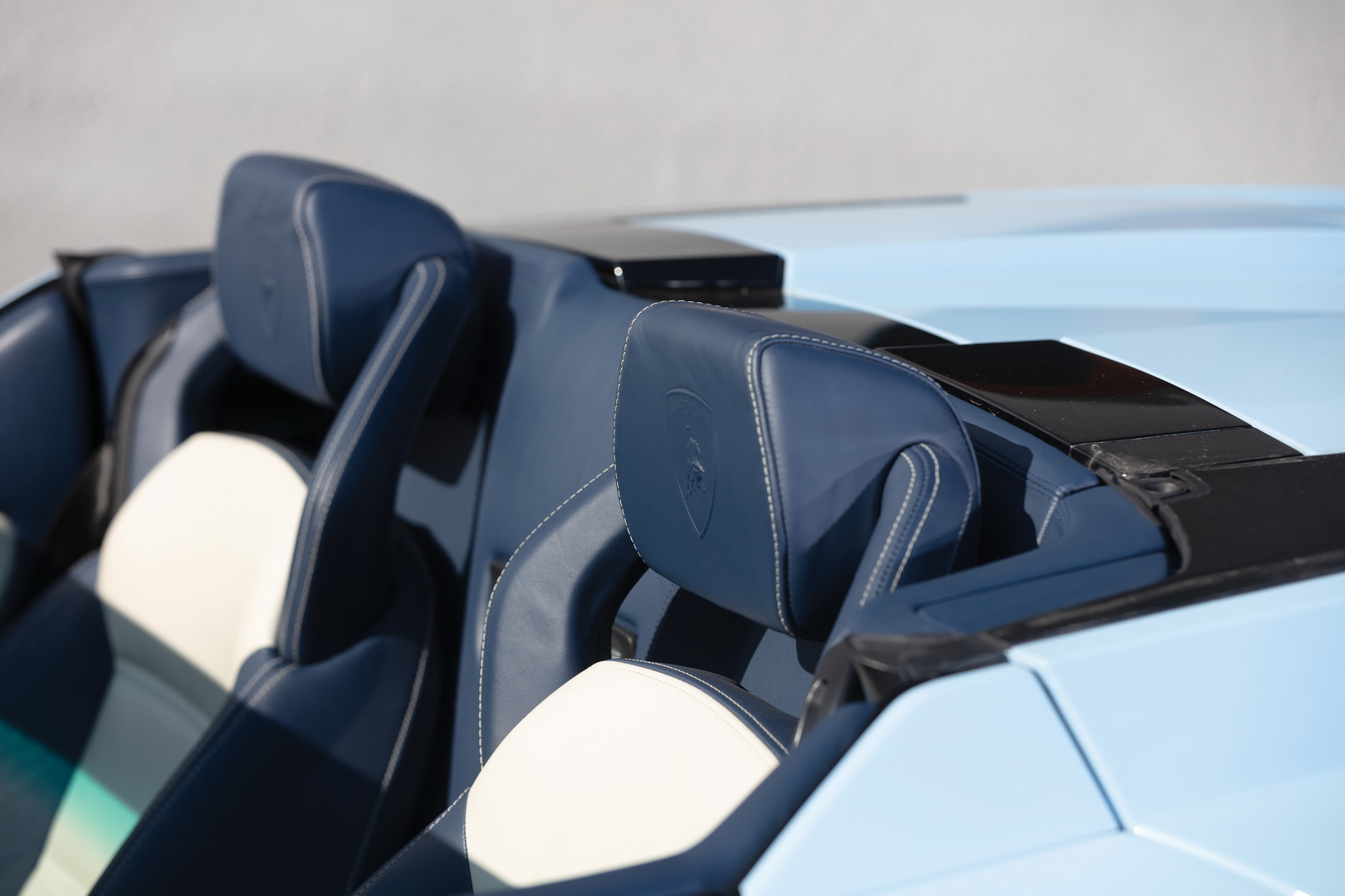 lamborghini-gallardo-spyder-rod-stewart-26 Do Ya Think Ex-Rod Stewart Lamborghini Gallardo Spyder Is Sexy? Then Bid On It