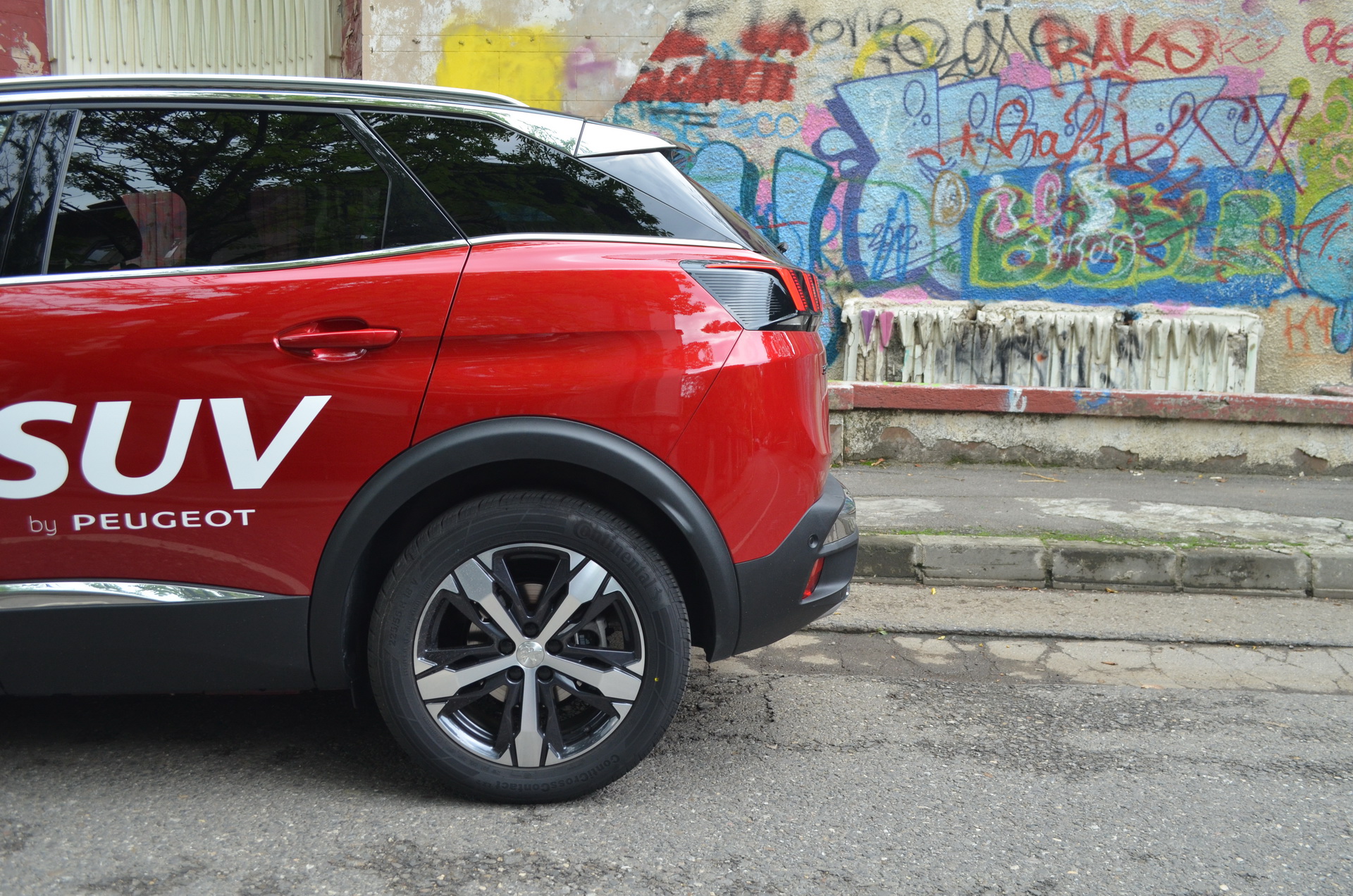 2018-peugeot-3008-gt-review-cs-5 We Drive The Peugeot 3008 Compact Crossover To See If It’s Worth The Hype