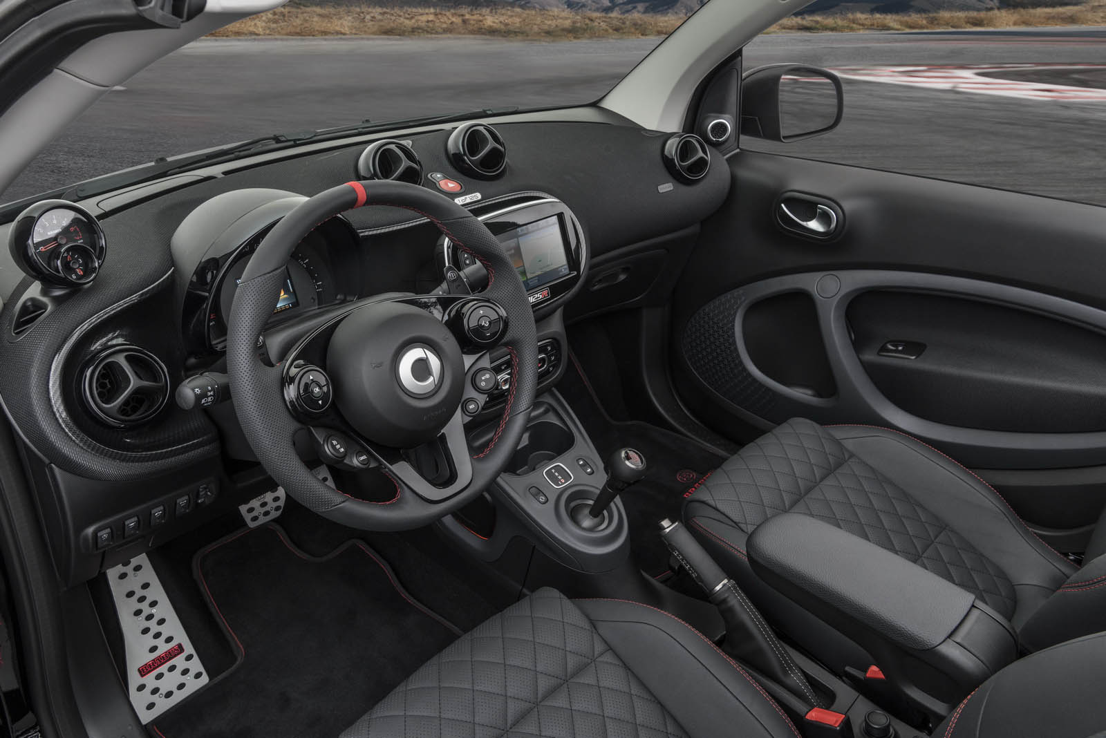 BRABUS-125R-b18aa0244 Brabus 125R Is The Mighty Mouse Of Smart Fortwo Cabrios With Almost Double The Power