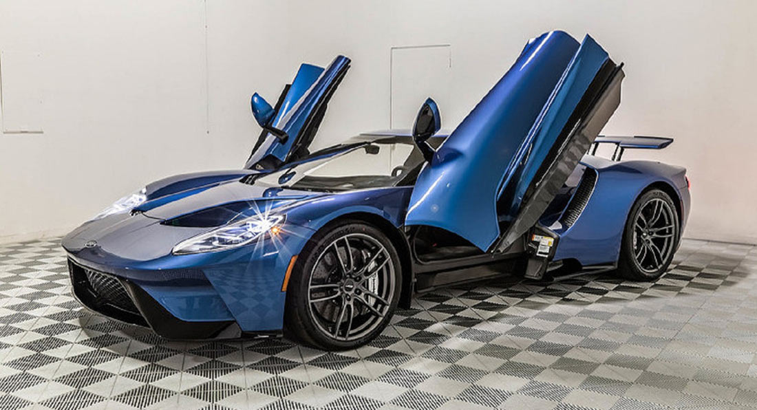 How Much Will This Rare, 332-Mile 2020 Ford GT Mk II Sell For?