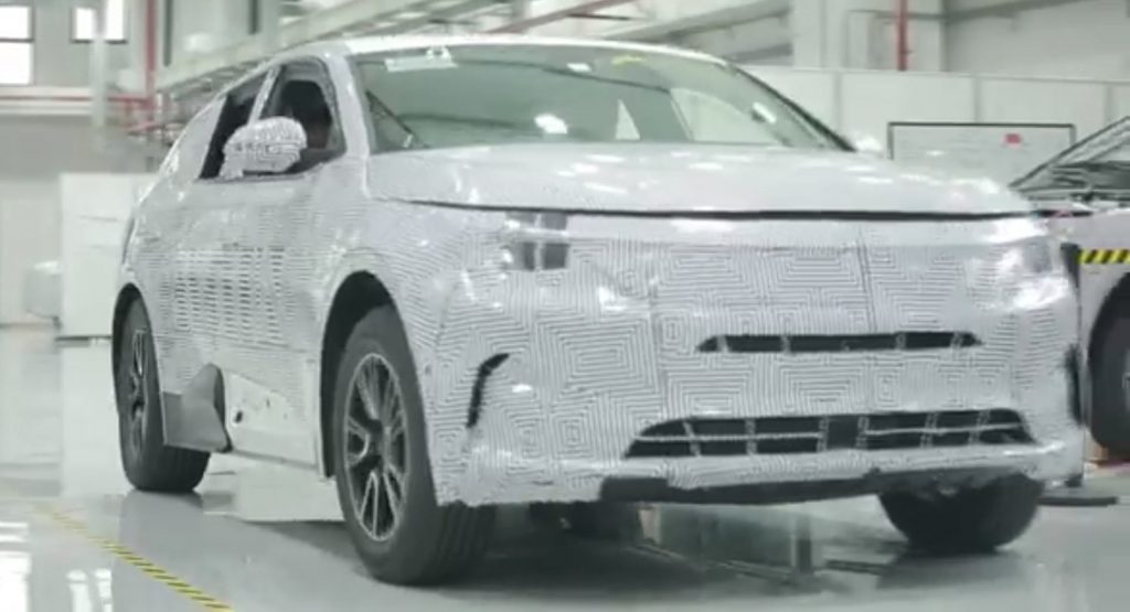 BYTON-M-Byte-prototype Byton M-Byte Prototype Teased, Previews The 2019 Production Model