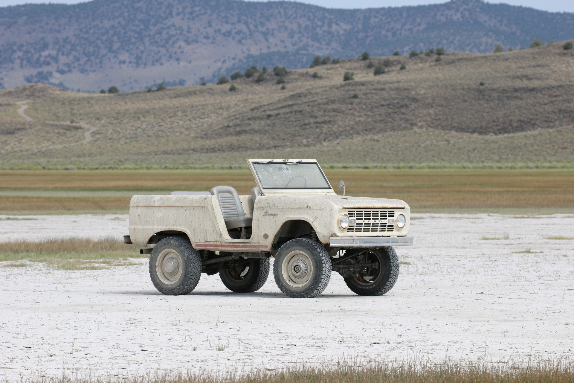 Icon Bronco BR Derelict-17 Icon Bronco BR Derelict Combines Old School Looks With A 5.0-Liter Coyote V8