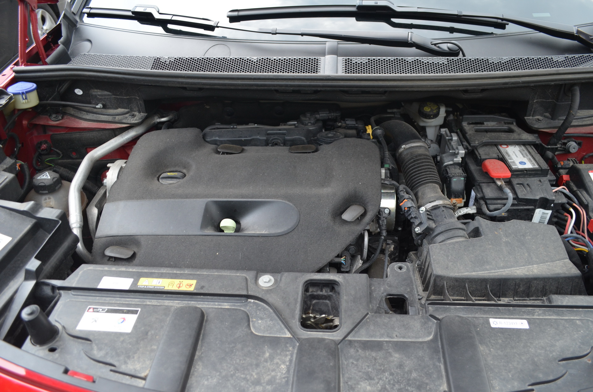 2018-peugeot-3008-gt-review-cs-35 We Drive The Peugeot 3008 Compact Crossover To See If It’s Worth The Hype