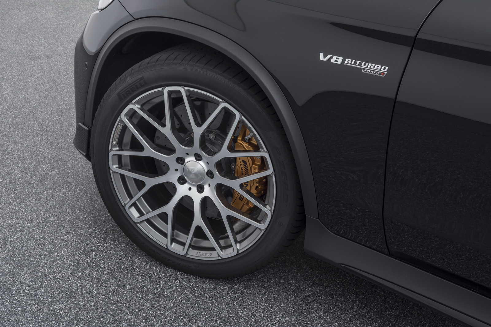 mercedes-amg-glc-63-s-brabus-tuning-9 Mercedes-AMG GLC 63 S Falls To The Dark Side, Emerges The Brabus 600