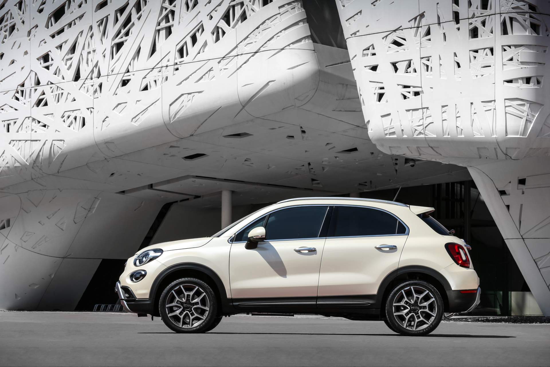 2019-Fiat-500X-24 2019 Fiat 500X Breaks Cover With New Turbo Engines, Subtle Design Tweaks
