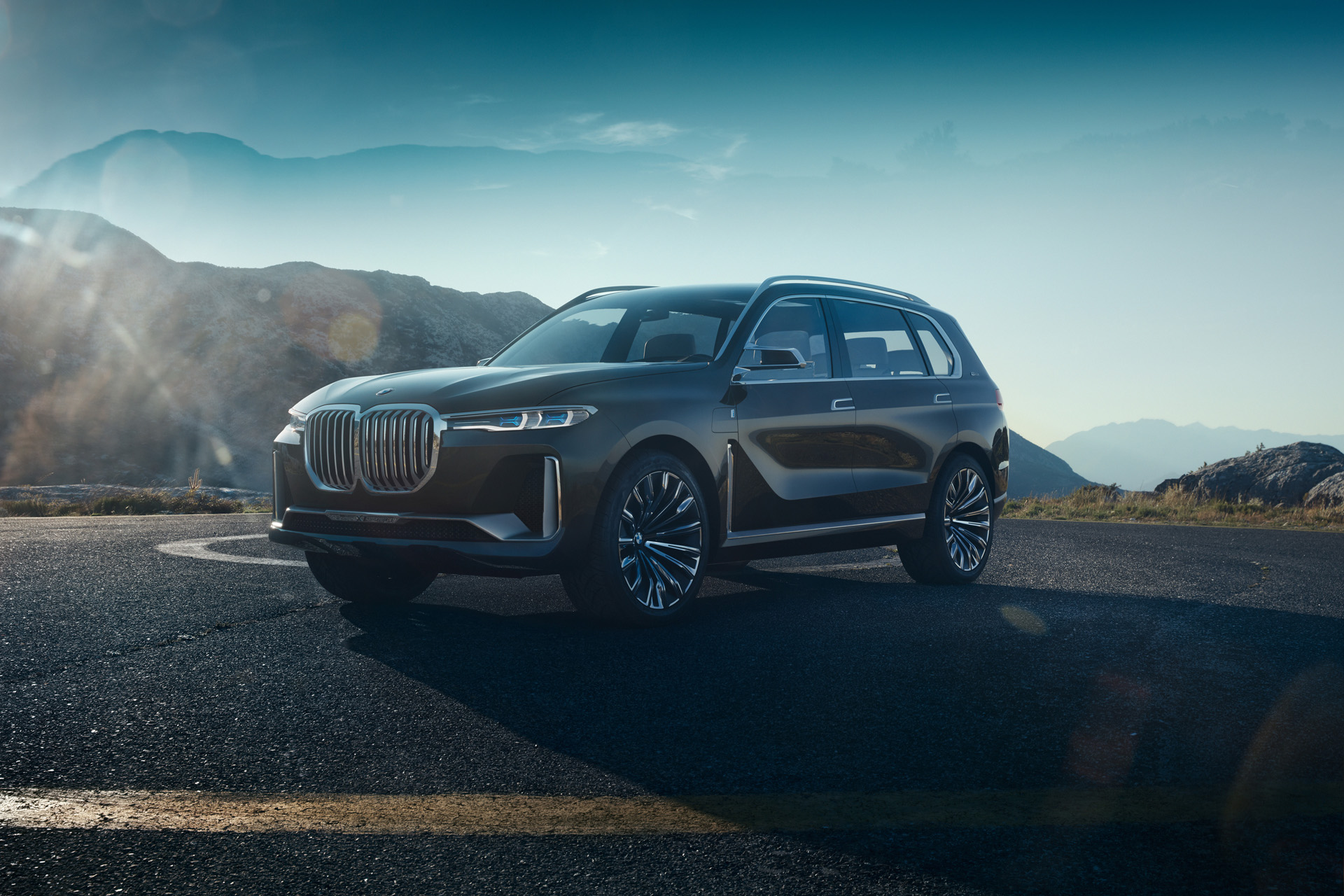 bmw-x7-02 BMW X7 M Performance Crossover Already Under Consideration