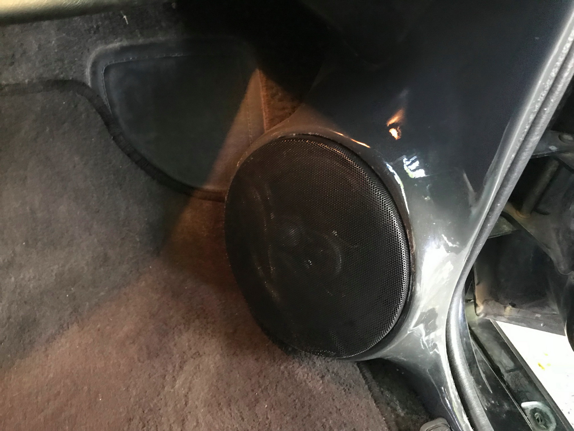 1993-gmc-typhoon-bat-auction-49 GMC Typhoon Turbo AWD Is Your 1990s Sleeper SUV