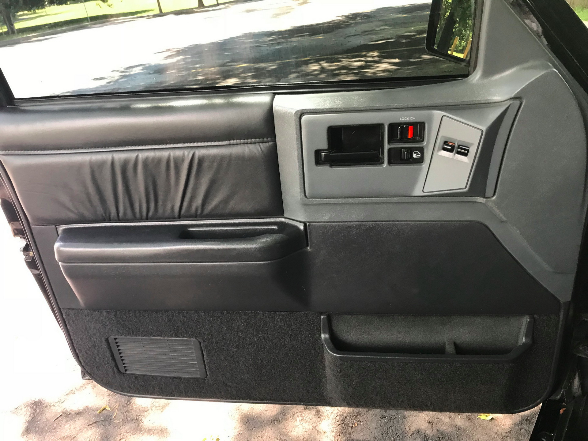 1993-gmc-typhoon-bat-auction-54 GMC Typhoon Turbo AWD Is Your 1990s Sleeper SUV