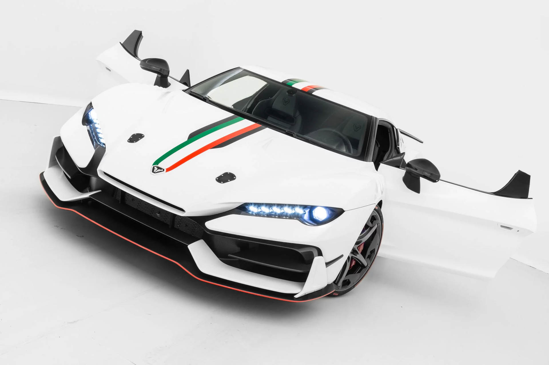 italdesign-zerouno-#1-for-sale-004 copy The First Of Only Five Italdesign Zerounos Made Is Up For Sale