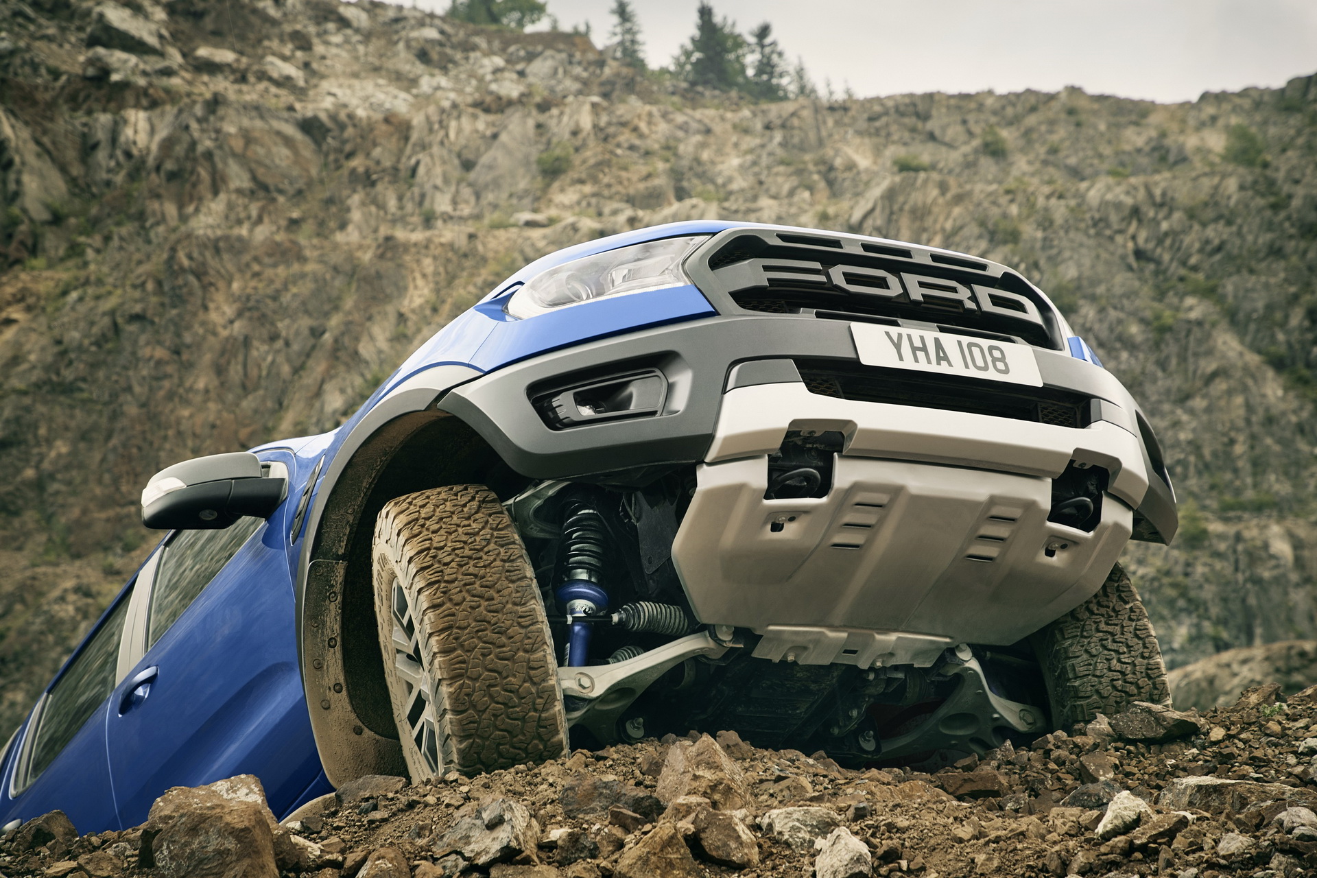2019-Ford-Ranger-Raptor-04 Ford Reveals Euro-Spec Ranger Raptor At Gamescom Ahead Of 2019 Launch