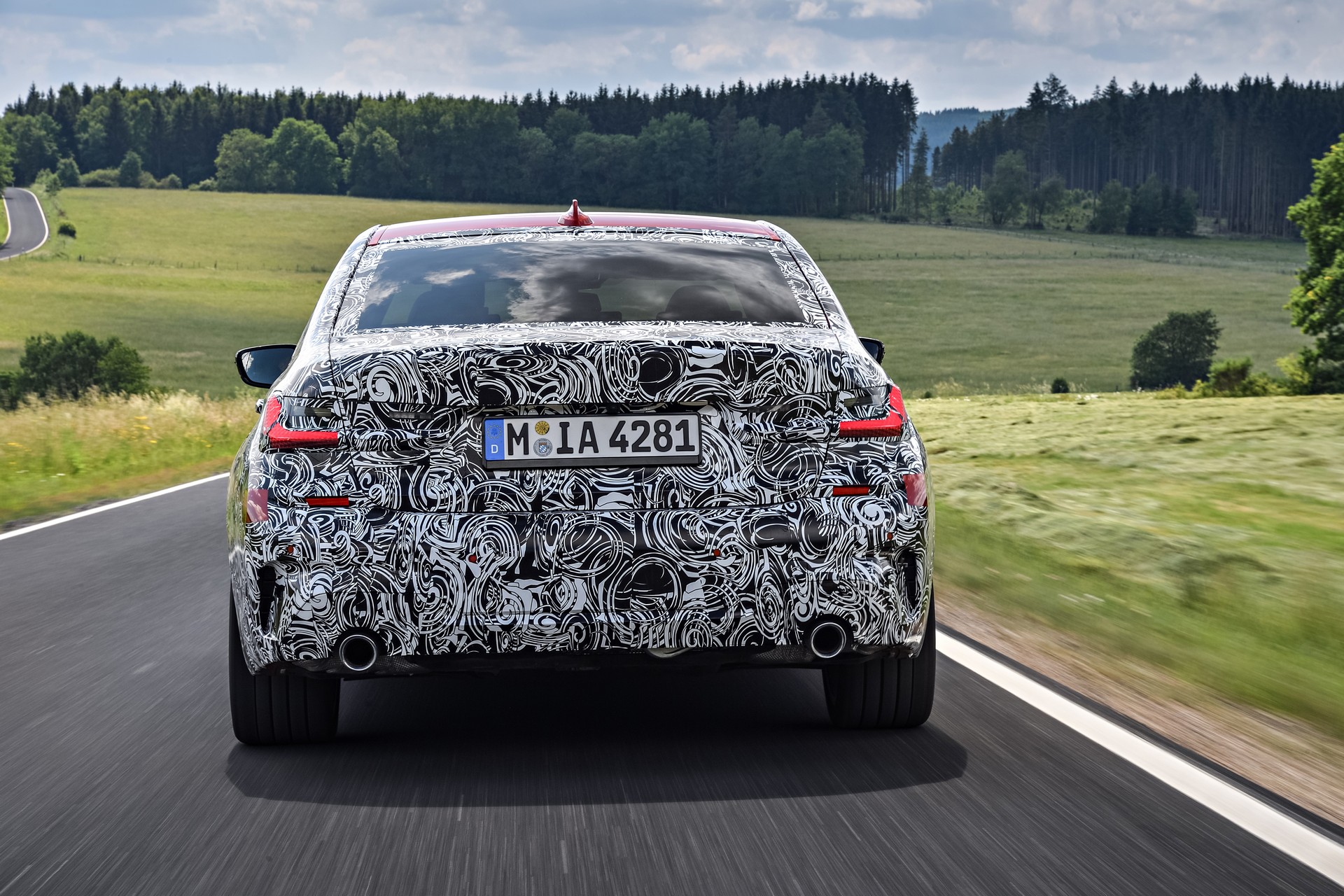2019-BMW-3-Series-30 2019 BMW 3-Series Drops 121 Pounds, Will Have The Most Powerful Four-Cylinder Ever