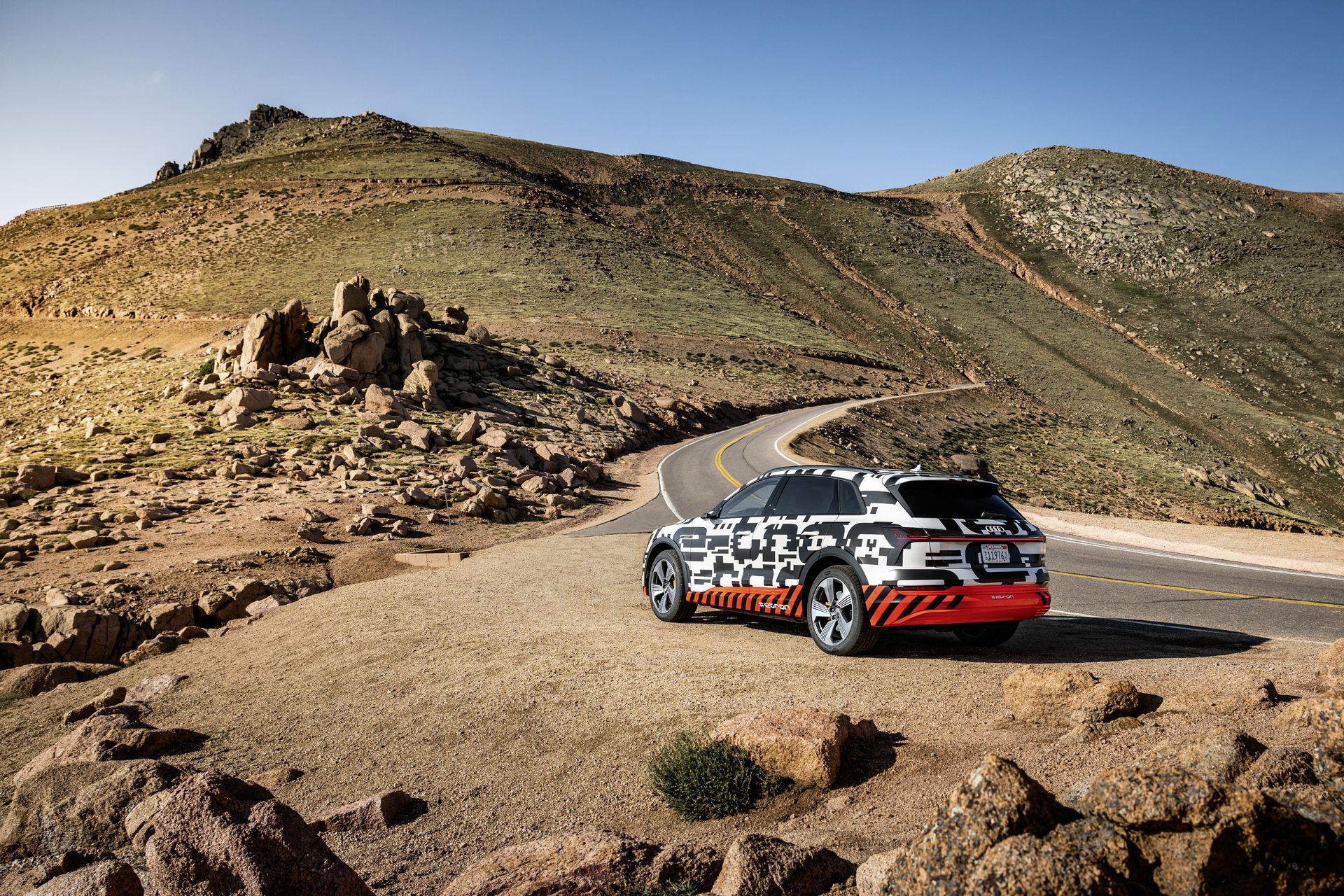 Audi-E-Tron-Pikes-Peak-29 2019 Audi E-Tron Has Integrated Technology To Automatically Pay Tolls