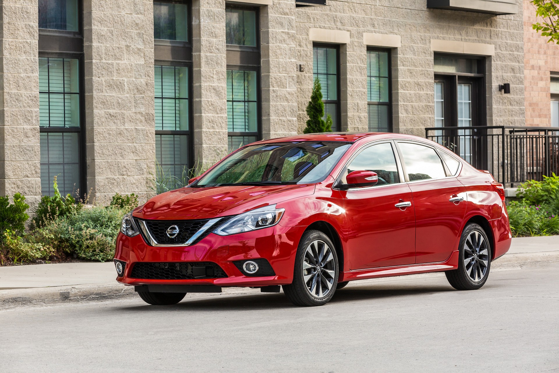 2019-Nissan-Sentra-10 2019 Nissan Sentra Gains New Tech And An SV Special Edition