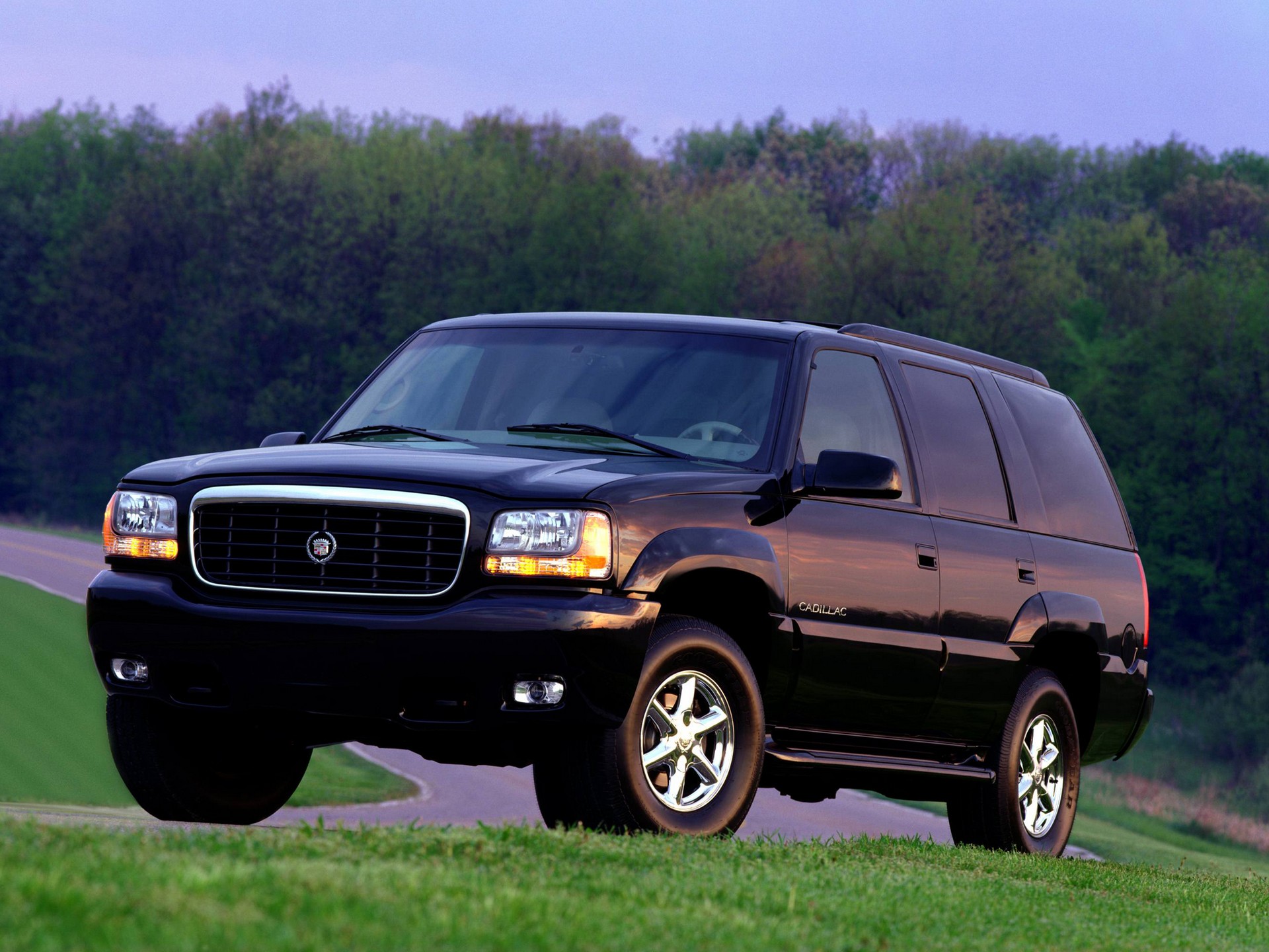 Cadillac Escalade-6 Cadillac Celebrates The 20th Anniversary Of The Escalade