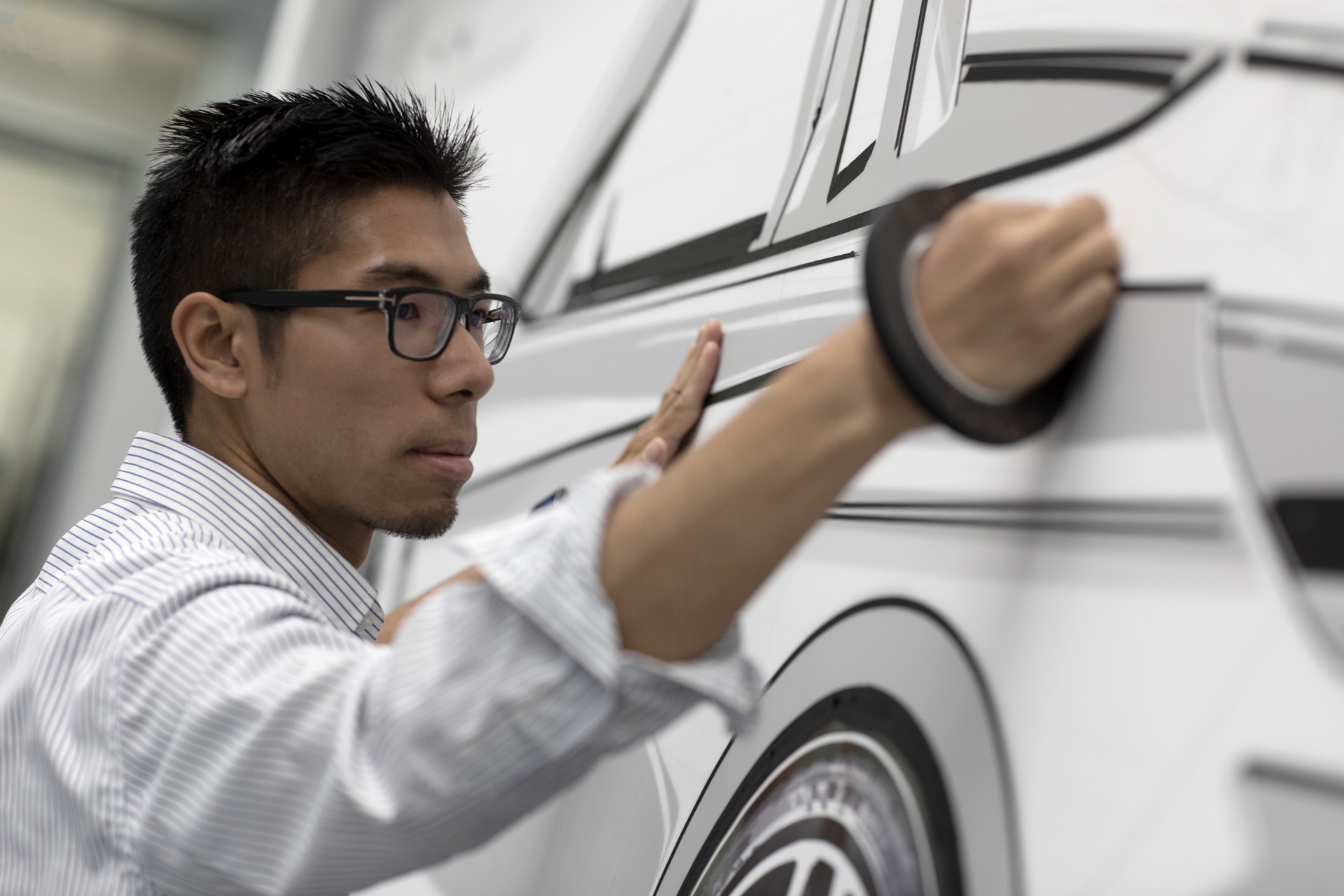 2019-BMW-Z4-24 2019 BMW Z4 Roadster Unveiled, M40i Variant Packs 335 HP