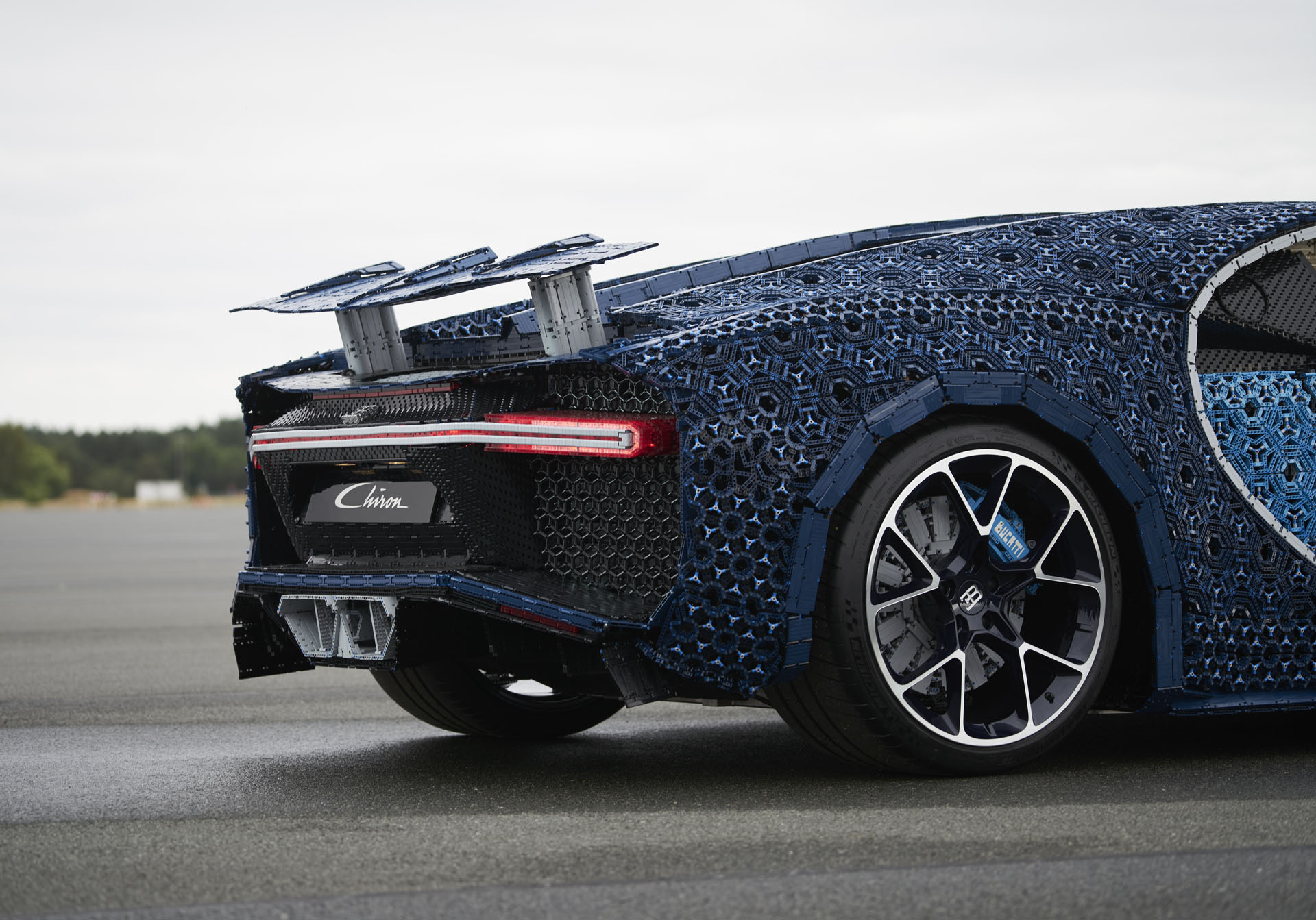 lego-bugatti-chiron-23 Lego Built A Life-Size Bugatti Chiron That You Can Actually Drive