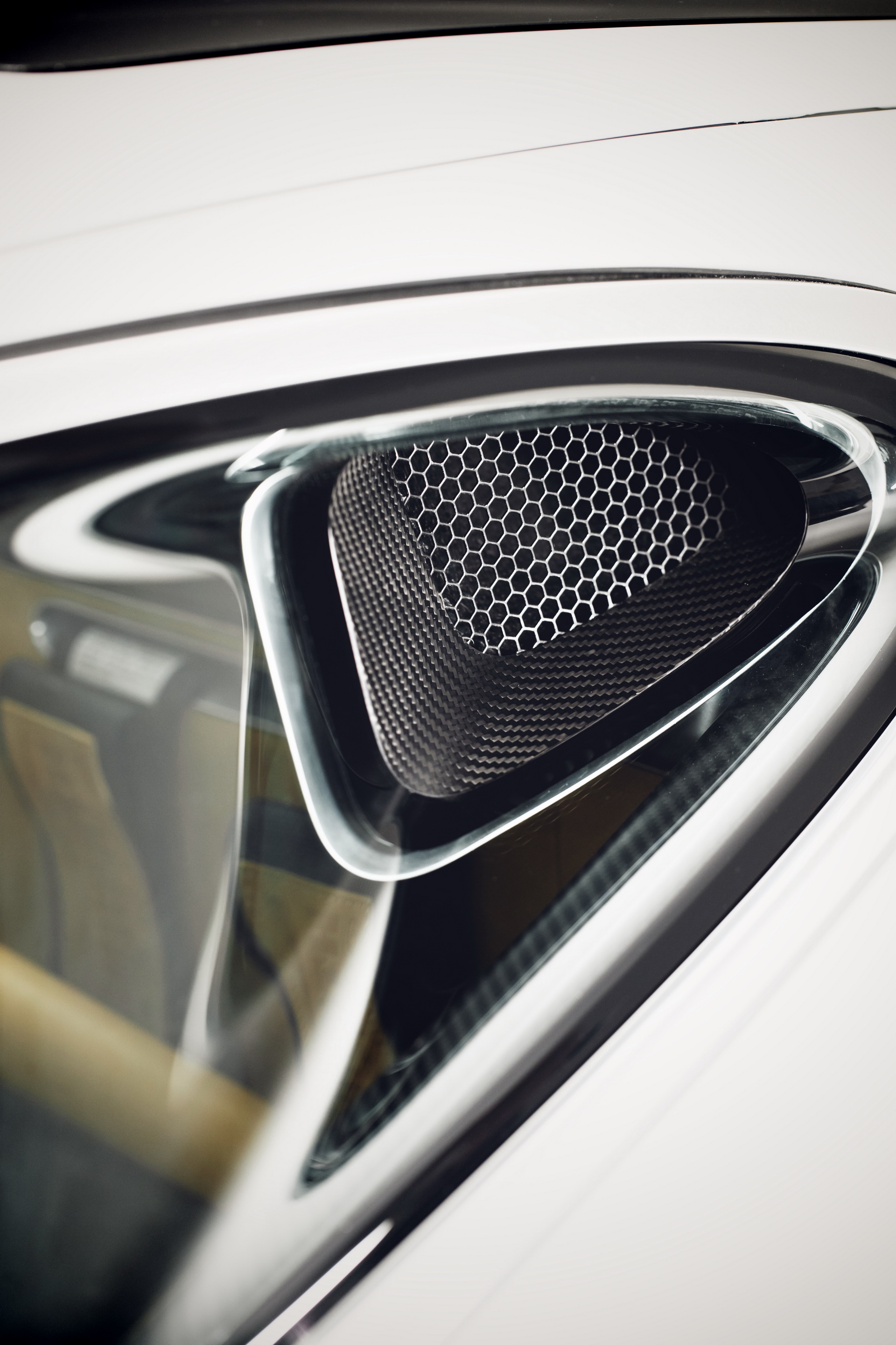 Singer_DLS_64 Bespoke $1.8 Million Porsche 911 By Singer Is Coming To Geneva