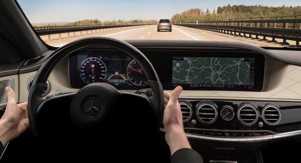  IIHS Says Today’s Driver Assistance Systems Aren’t Clever Enough