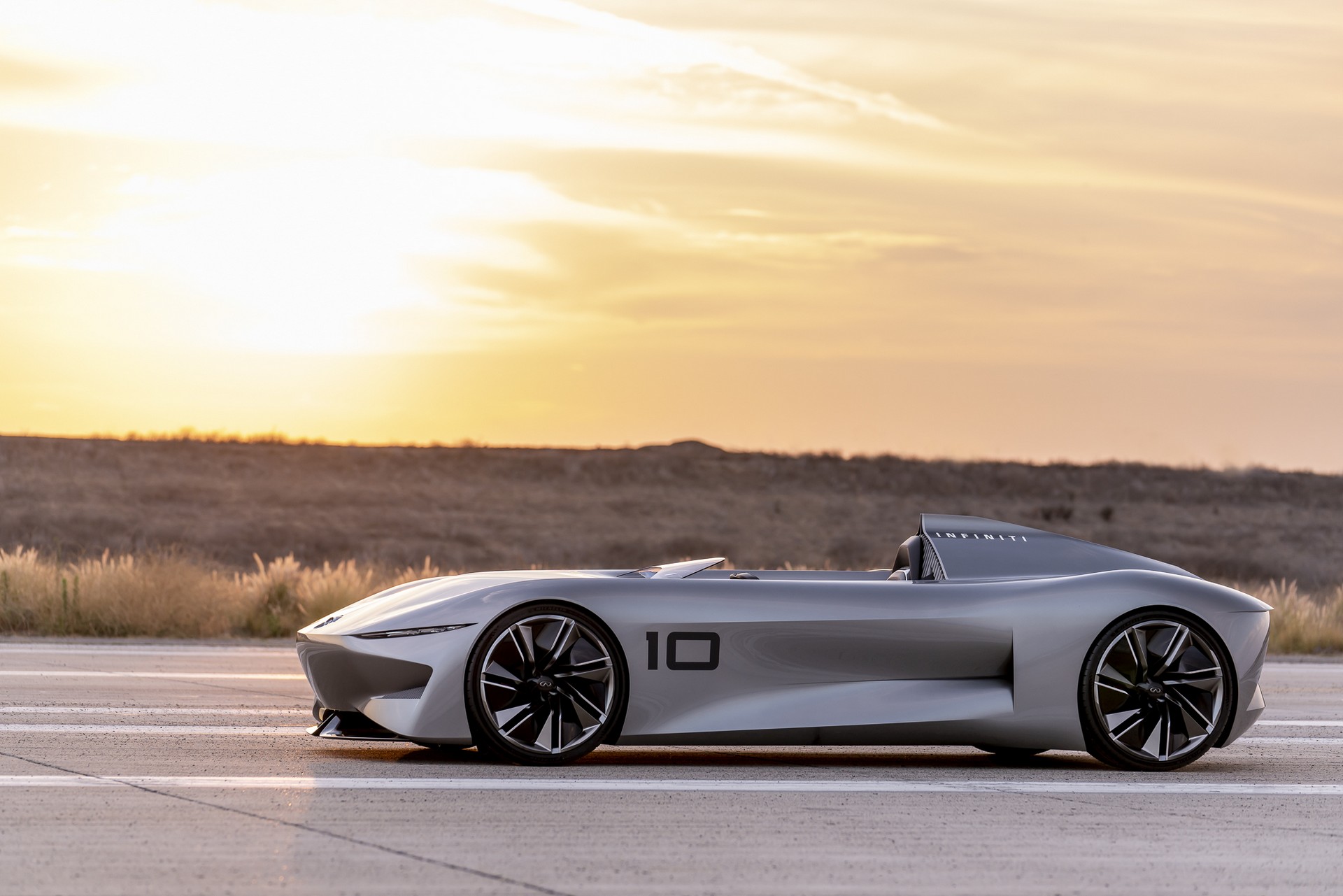Infiniti Prototype 10-68 Infiniti’s Prototype 10 Is A Futuristic Speedster Inspired By Electrified Performance