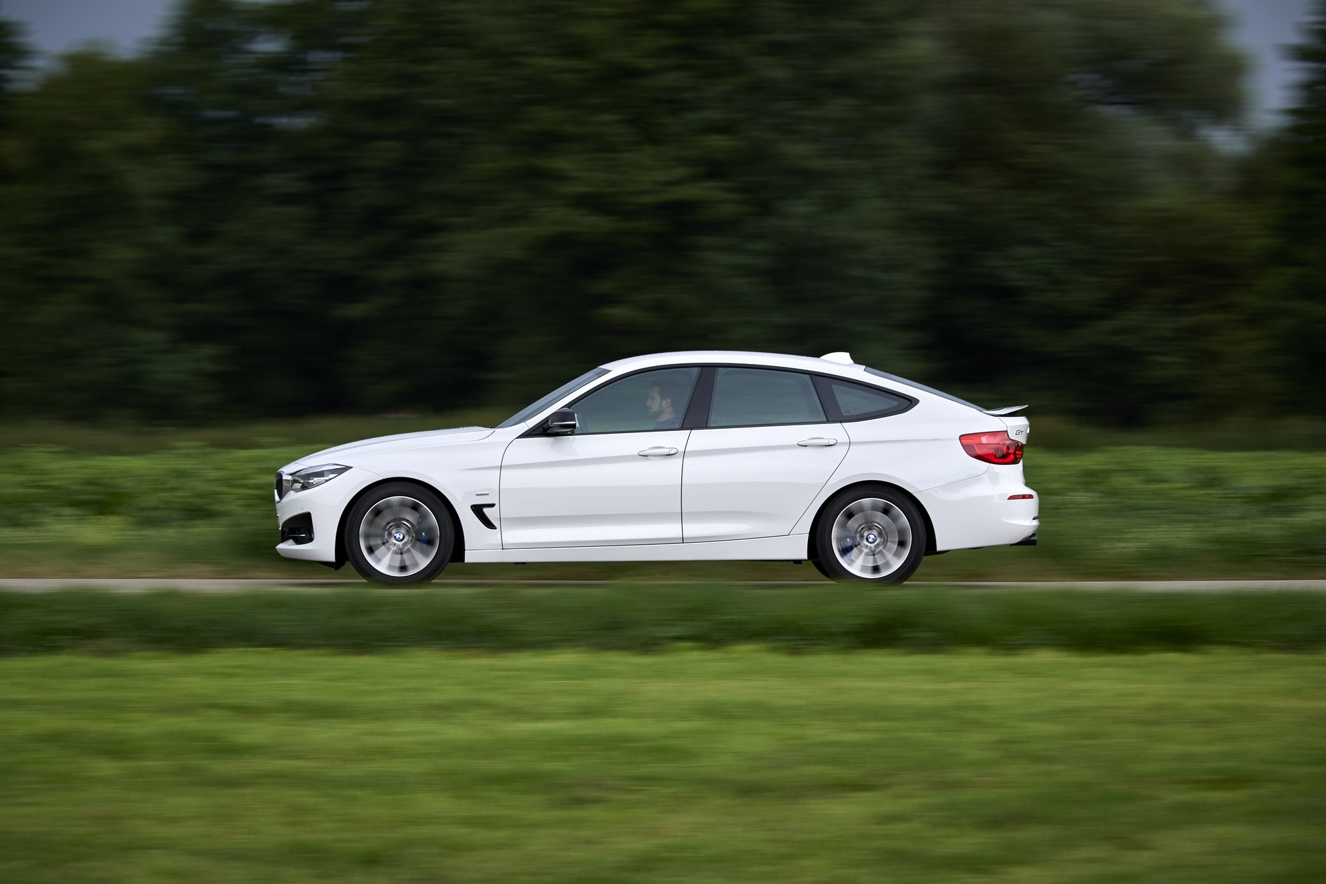 BMW-3-Series-GT-13 BMW 3-Series GT Reportedly Going Out Of Production In 2020, Won’t Be Replaced