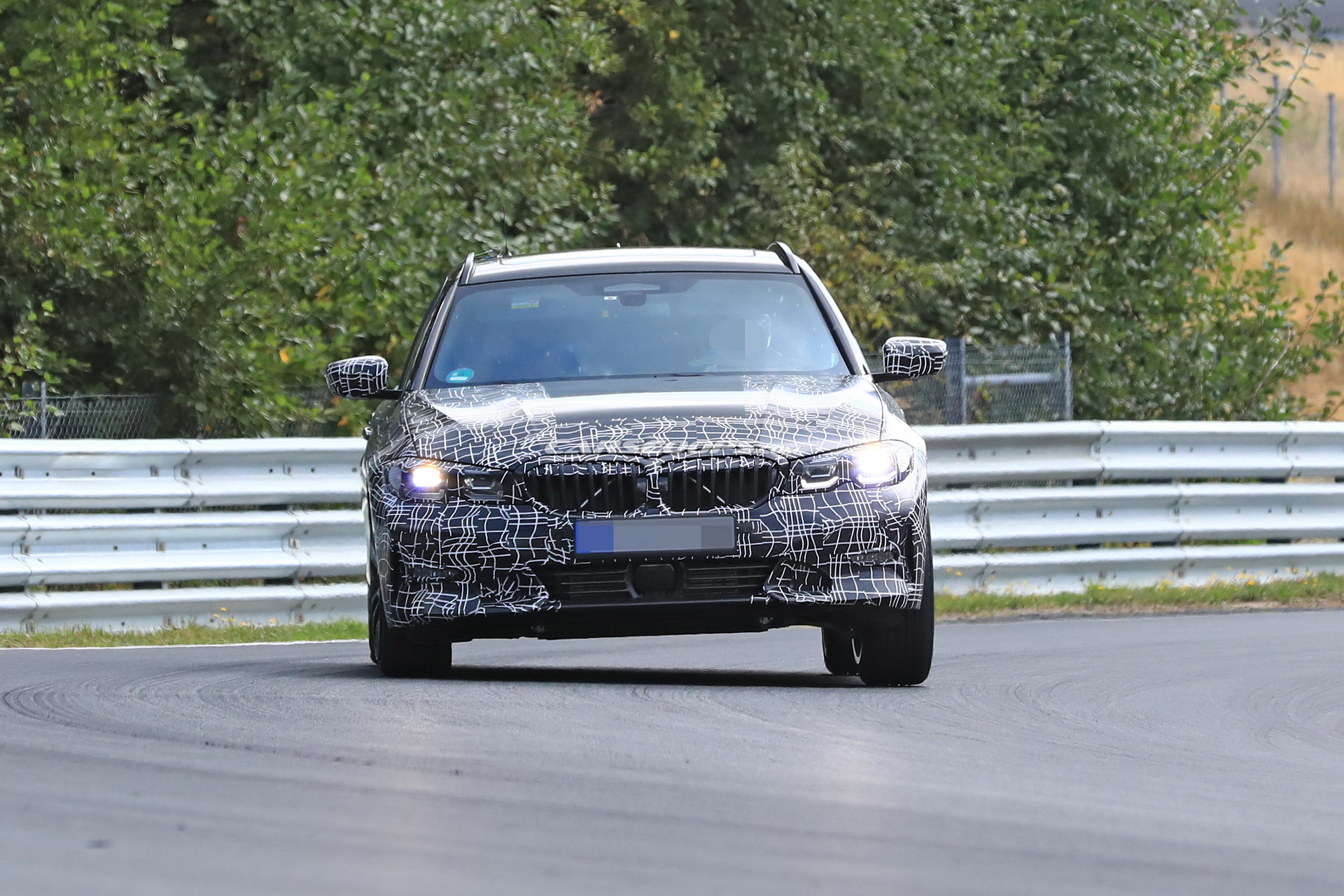 2019 BMW 3-Series-Touring-9 2019 BMW 3-Series Touring Spied Looking Like A Little 5er (New Photos)