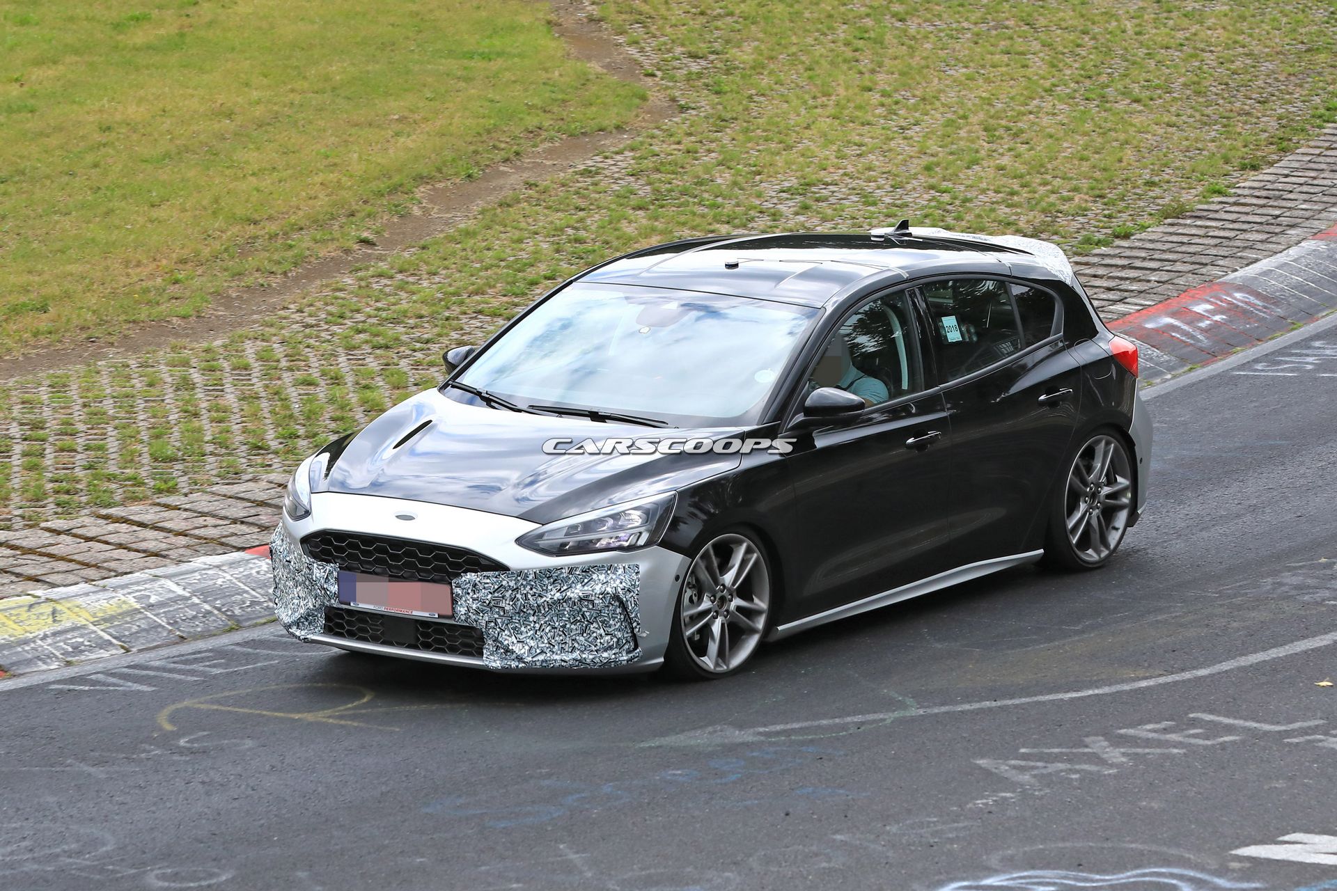 Ford-Focus-ST-Spy-Shots-3 Hey You! Drop The Camo, We Know You’re The 2019 Ford Focus ST