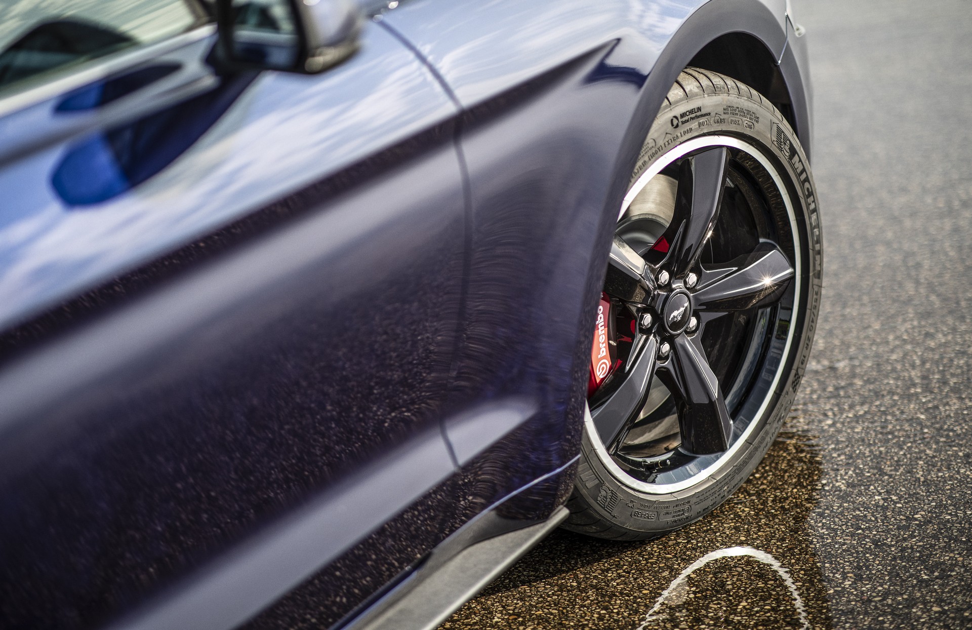 Ford Mustang Bullitt Kona Blue-2 Ford Builds One-Off Mustang Bullitt Kona Blue For Charity