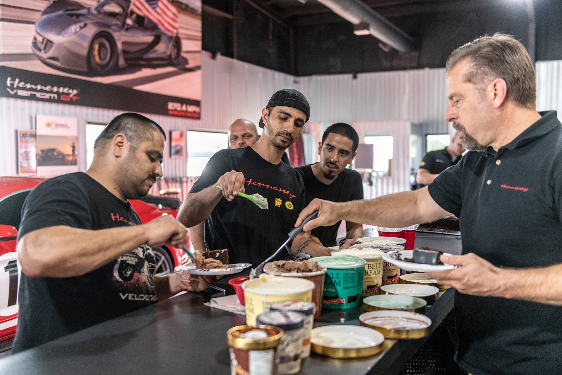 2018-ford-mustang-tuning-hennessey-heritage-edition-38 Hennessey’s New 808HP Ford Mustang Heritage Edition Is Inspired By The GT