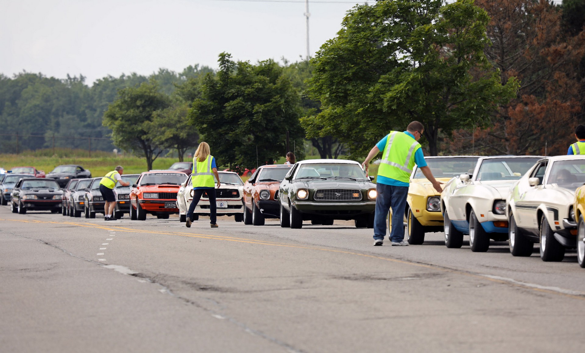 Ford-Mustang-Celebration-1 Ford Unveils The 10 Millionth Mustang, Has 296 HP More Than The Original