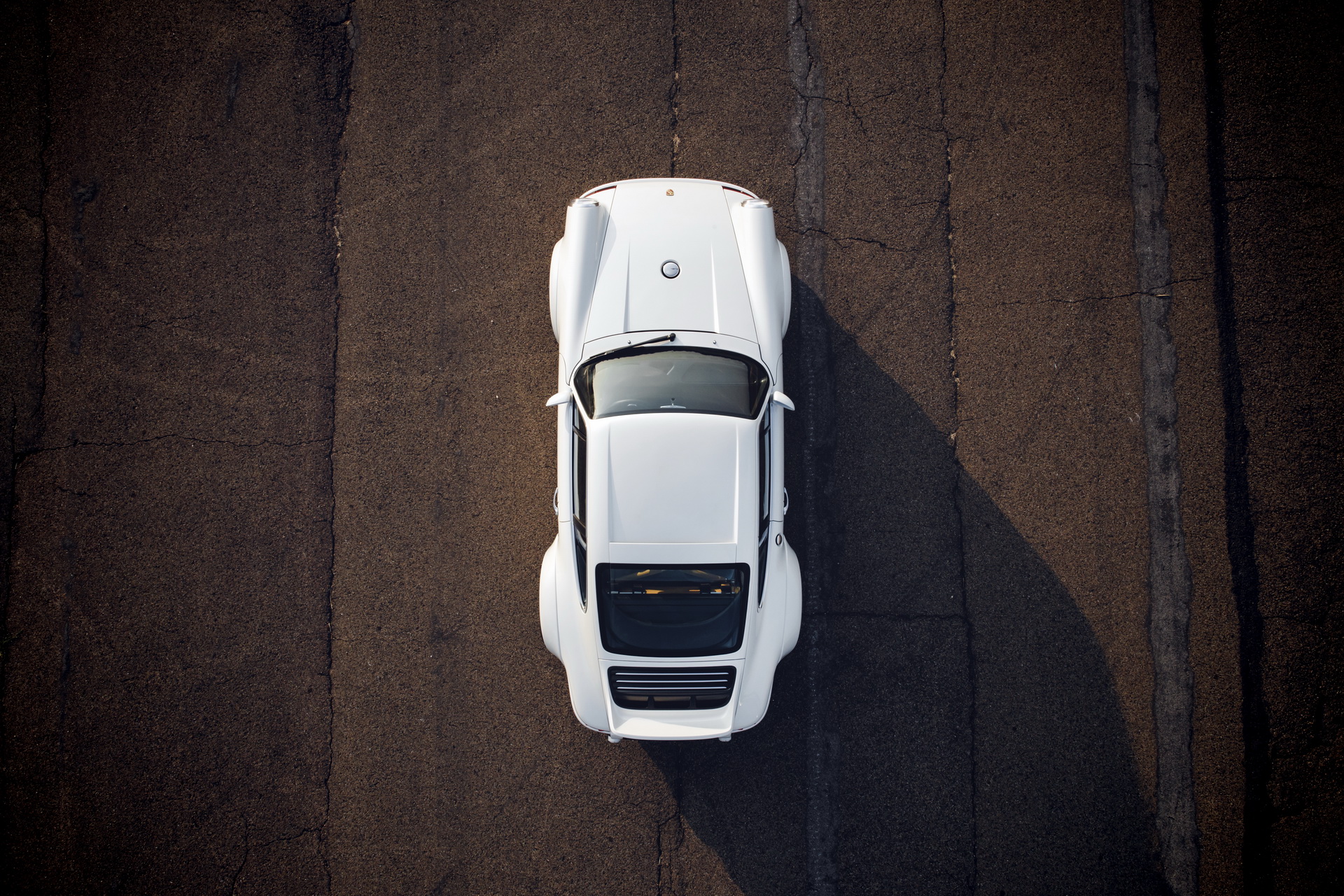 Singer_DLS_27 Bespoke $1.8 Million Porsche 911 By Singer Is Coming To Geneva