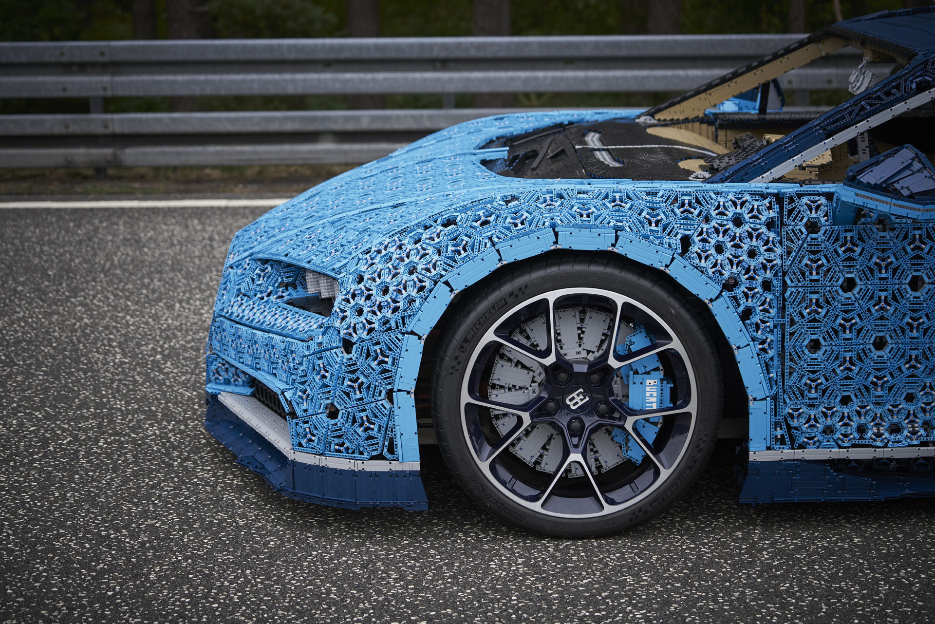 lego-bugatti-chiron-11 Lego Built A Life-Size Bugatti Chiron That You Can Actually Drive