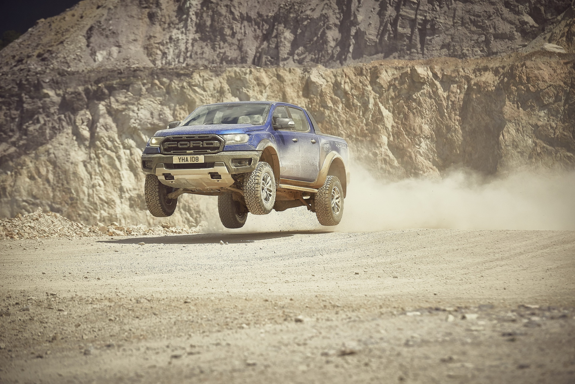 2019-Ford-Ranger-Raptor-01 Ford Reveals Euro-Spec Ranger Raptor At Gamescom Ahead Of 2019 Launch